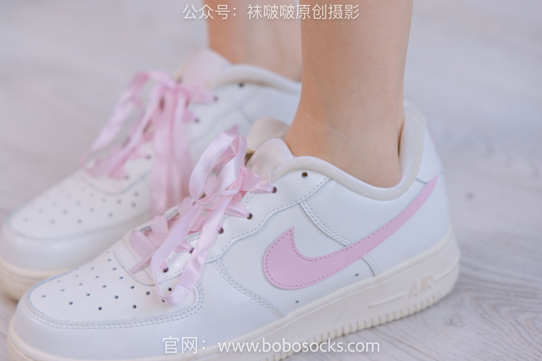 BoBoSocks袜啵啵 No.147 稚予-空军一号板鞋、白棉袜、体操服