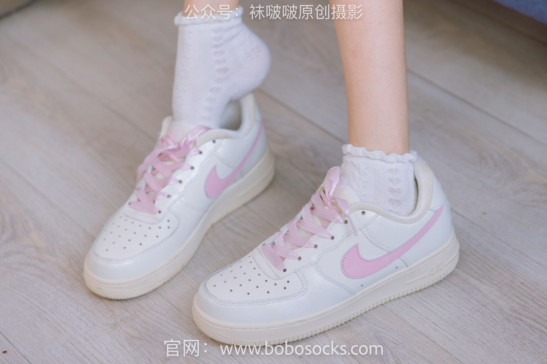 BoBoSocks袜啵啵 No.147 稚予-空军一号板鞋、白棉袜、体操服
