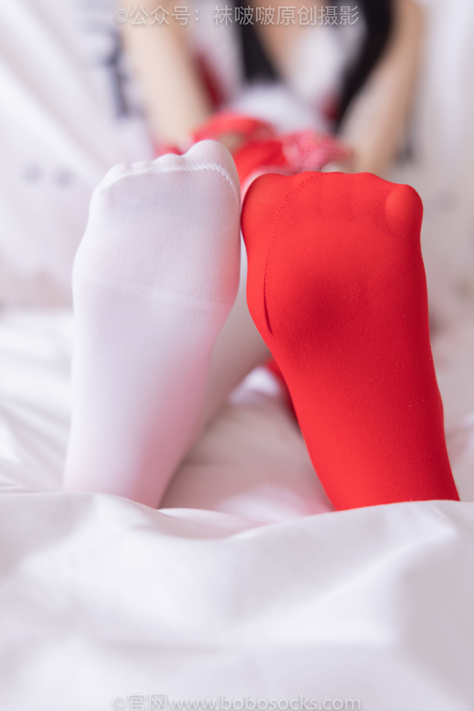 BoBoSocks袜啵啵 No.152 稚予-圣诞服、帆布鞋、厚白丝、厚红丝