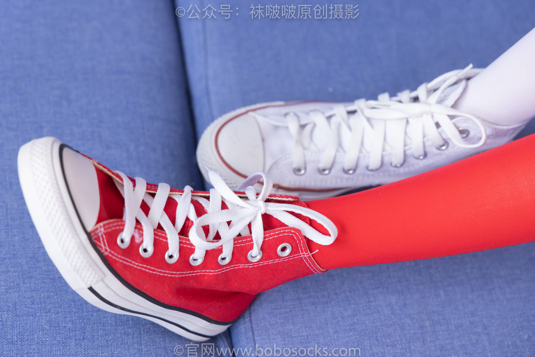 BoBoSocks袜啵啵 No.152 稚予-圣诞服、帆布鞋、厚白丝、厚红丝