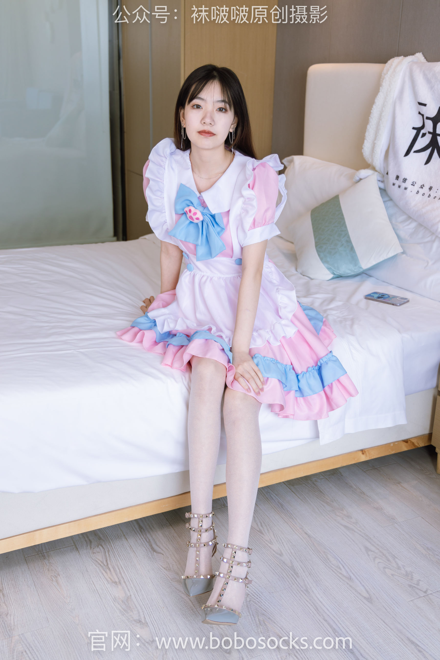 BoBoSocks袜啵啵 No.154 小甜豆-两双高跟鞋、珠光白丝、女仆装