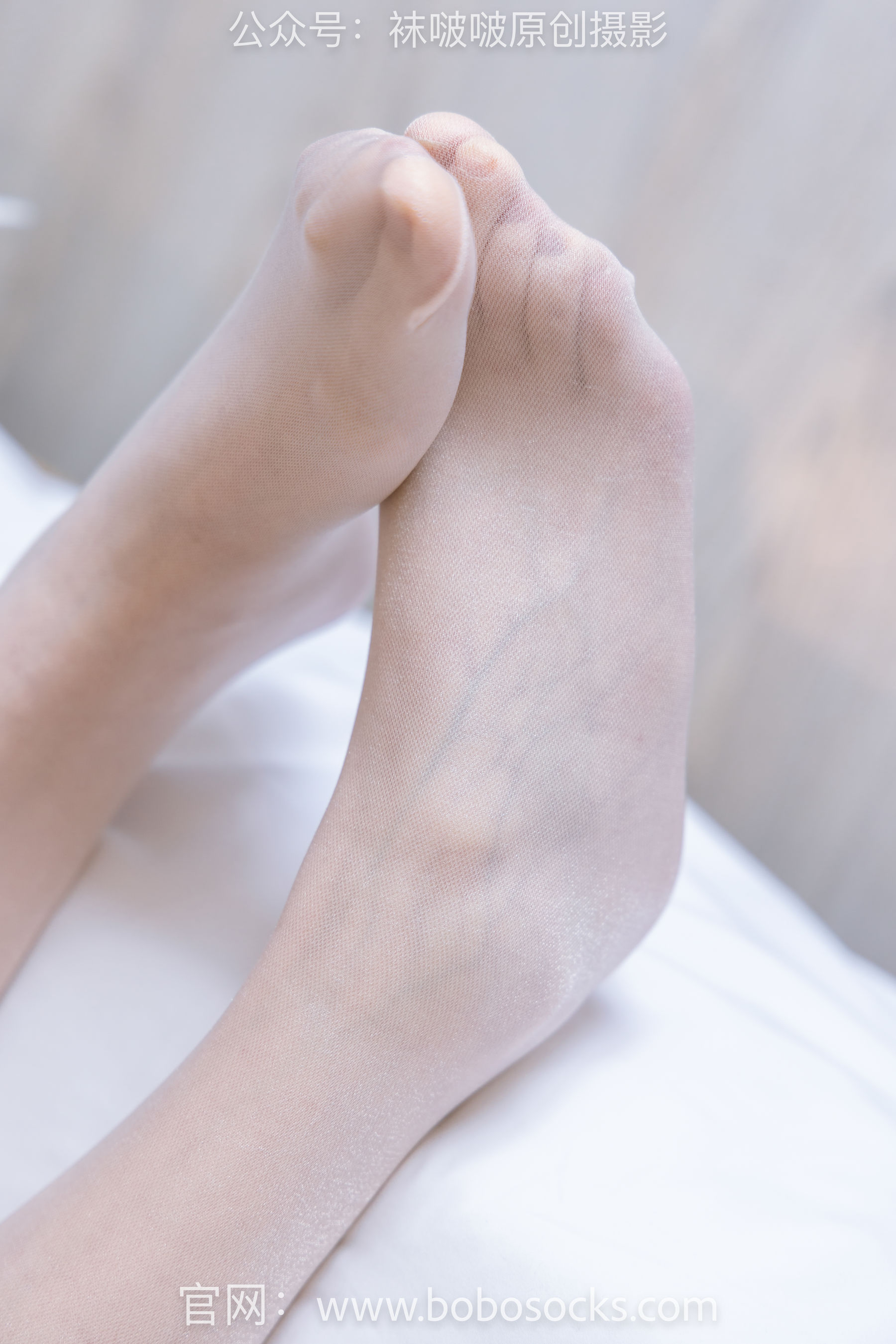 BoBoSocks袜啵啵 No.154 小甜豆-两双高跟鞋、珠光白丝、女仆装