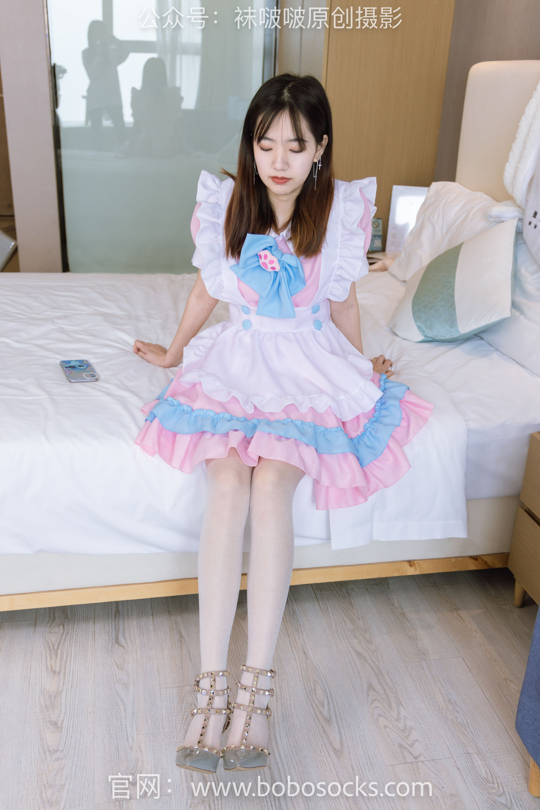 BoBoSocks袜啵啵 No.154 小甜豆-两双高跟鞋、珠光白丝、女仆装
