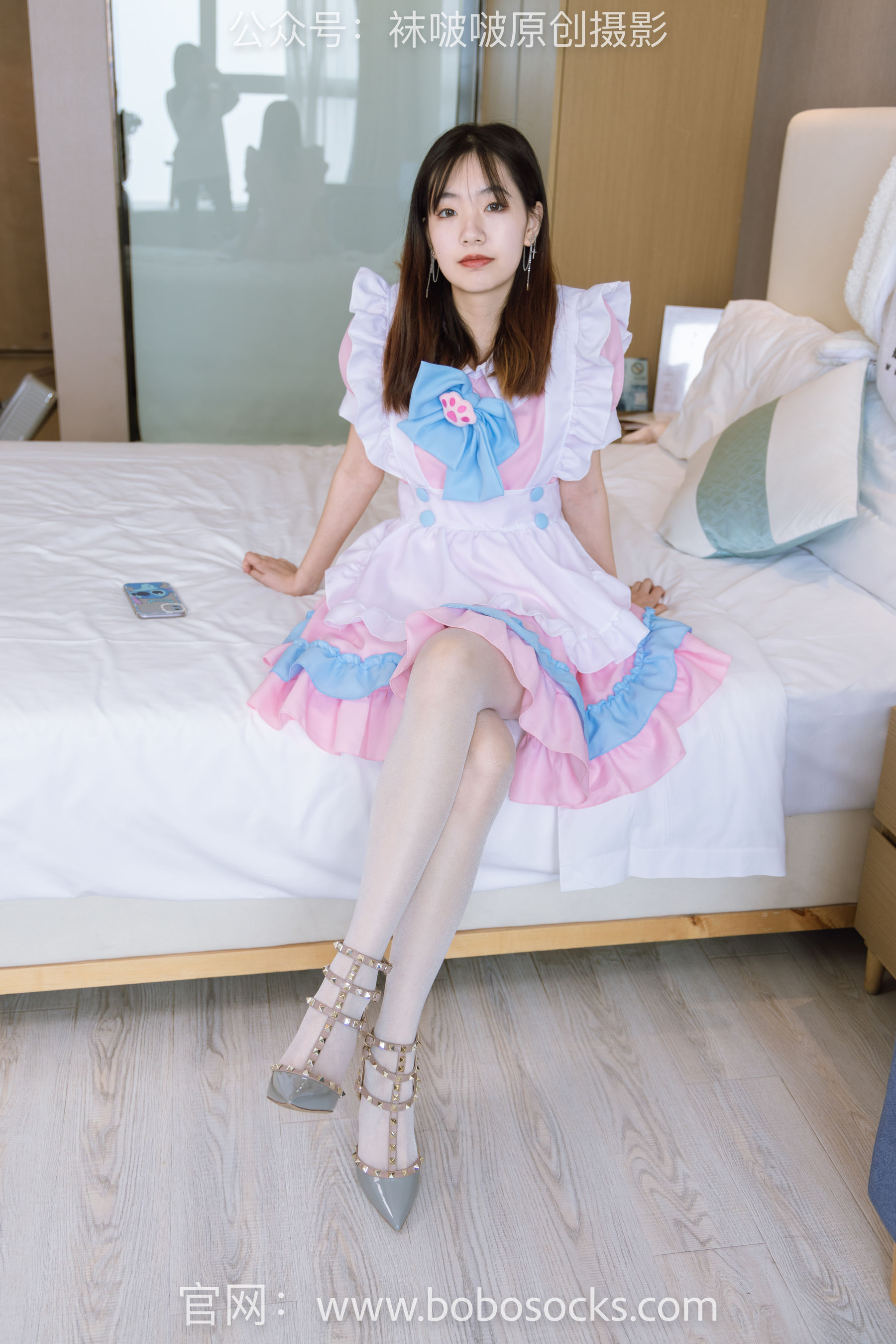 BoBoSocks袜啵啵 No.154 小甜豆-两双高跟鞋、珠光白丝、女仆装