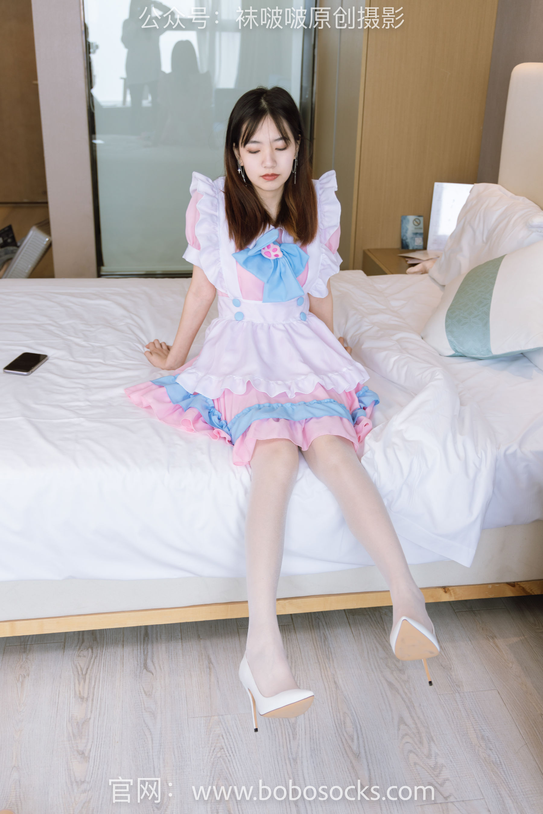 BoBoSocks袜啵啵 No.154 小甜豆-两双高跟鞋、珠光白丝、女仆装