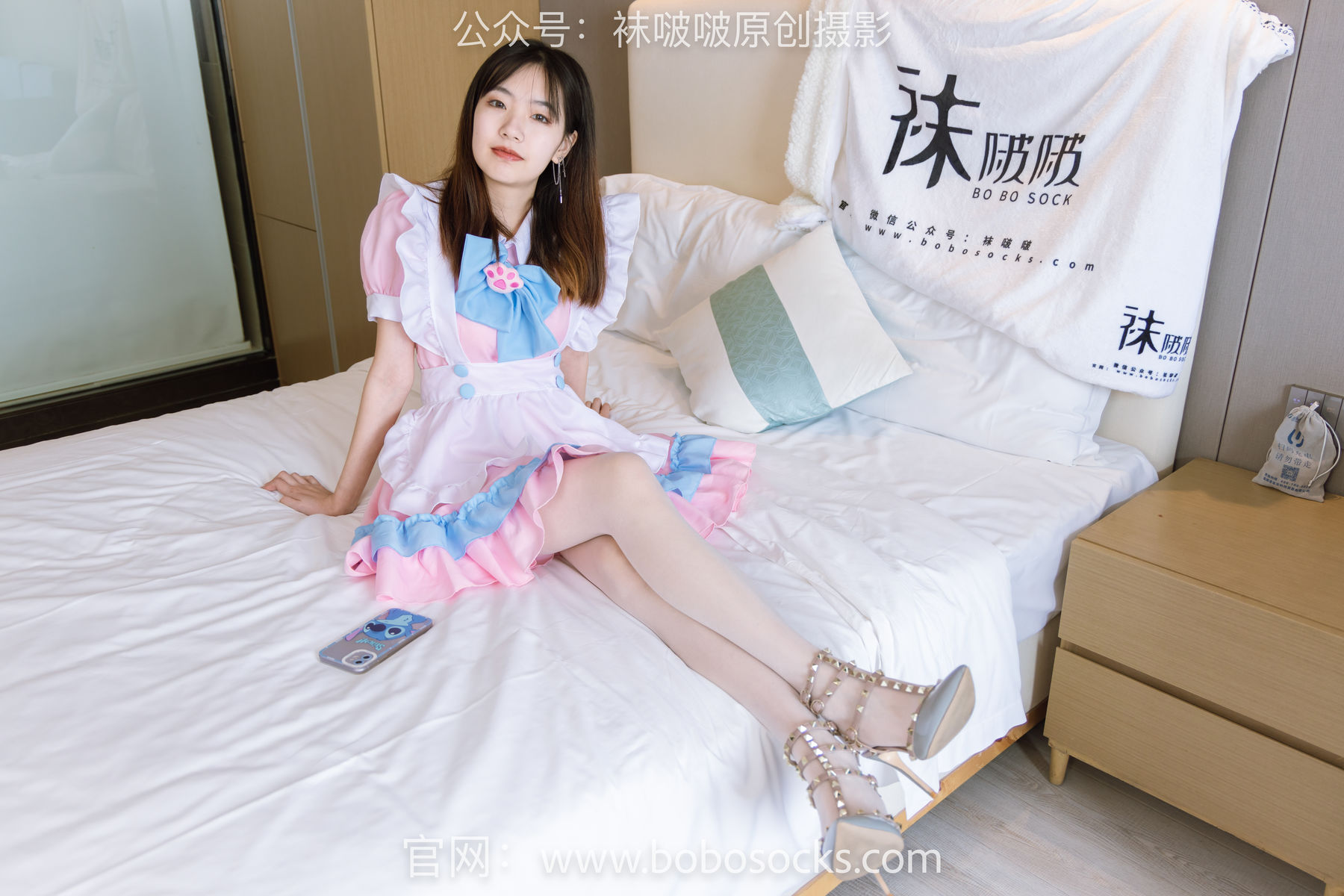 BoBoSocks袜啵啵 No.154 小甜豆-两双高跟鞋、珠光白丝、女仆装