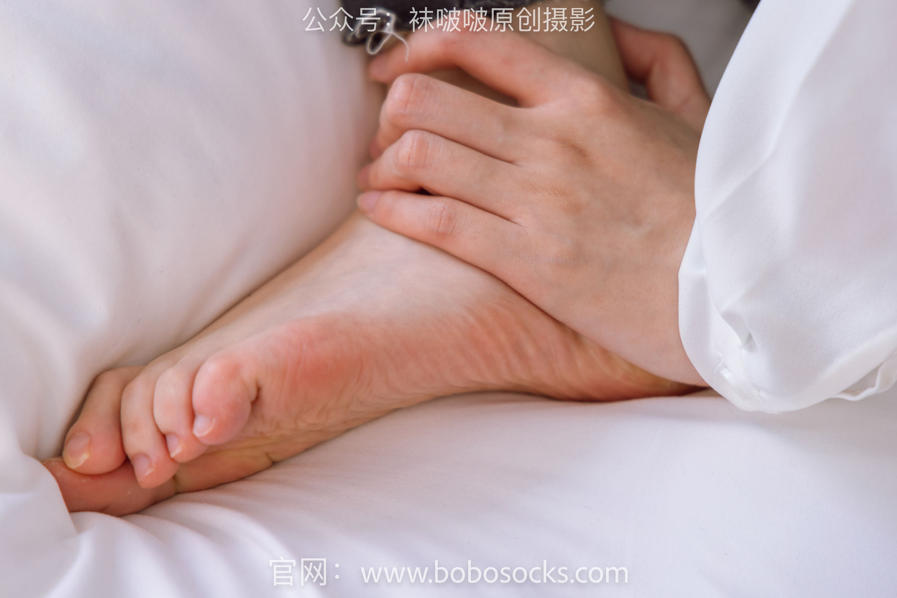 BoBoSocks袜啵啵 No.158 小甜豆-高跟长靴、白棉袜、裸足