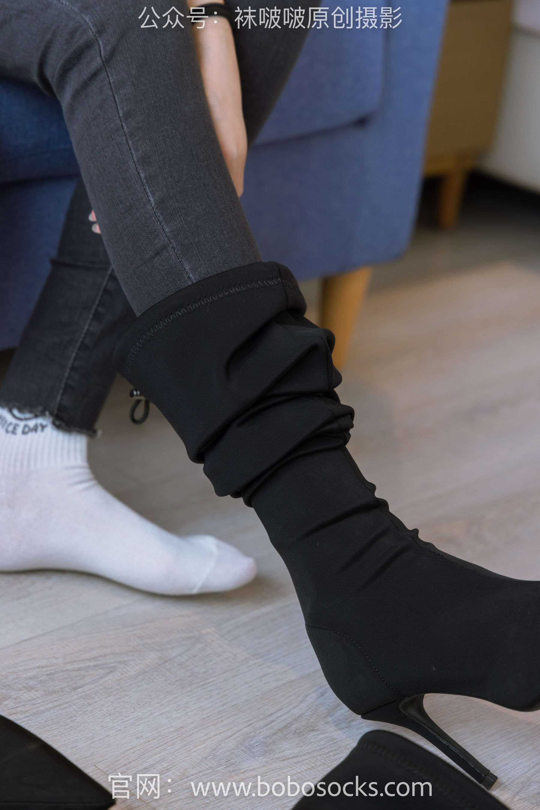 BoBoSocks袜啵啵 No.158 小甜豆-高跟长靴、白棉袜、裸足