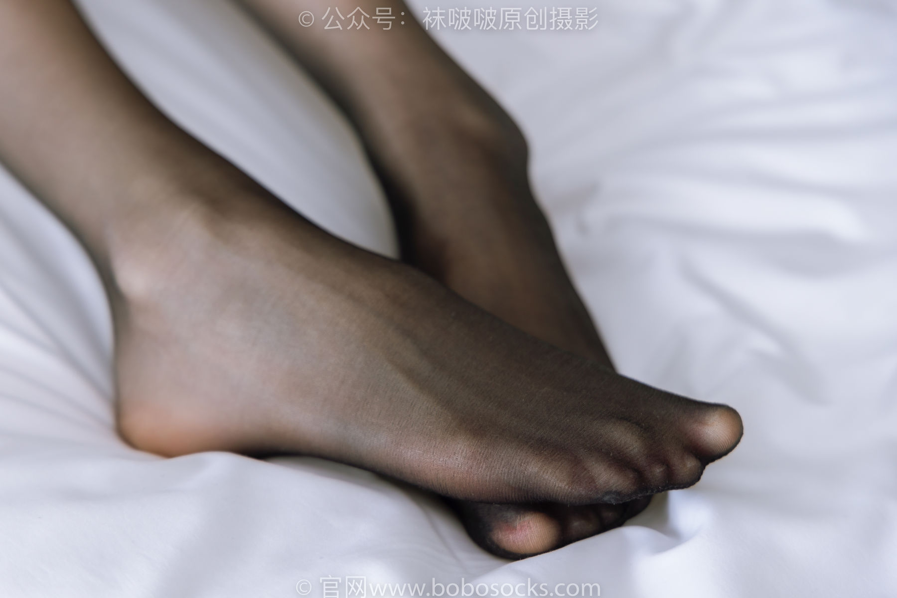 BoBoSocks袜啵啵 No.168 稚予-高跟鞋、长靴、油亮黑丝、手撕丝袜剧情