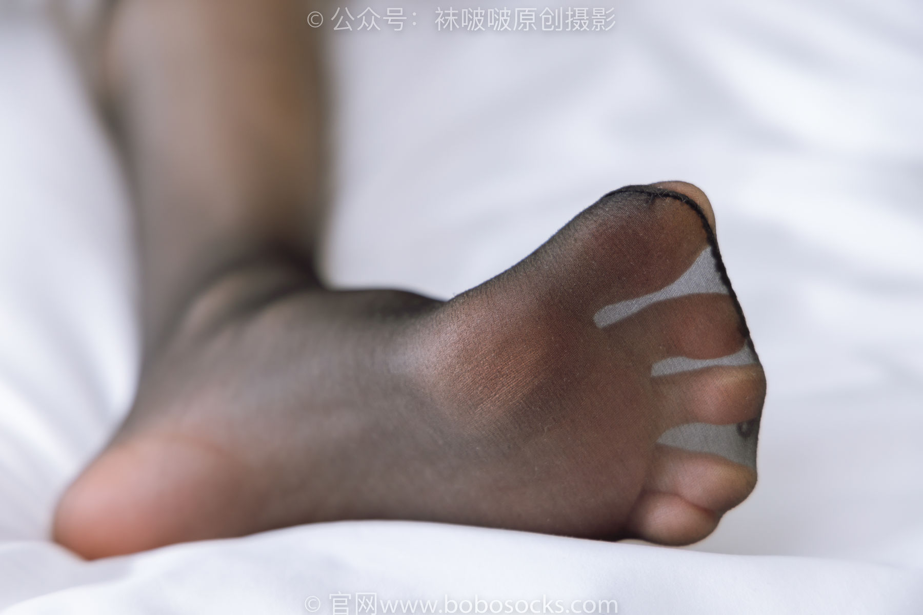 BoBoSocks袜啵啵 No.168 稚予-高跟鞋、长靴、油亮黑丝、手撕丝袜剧情