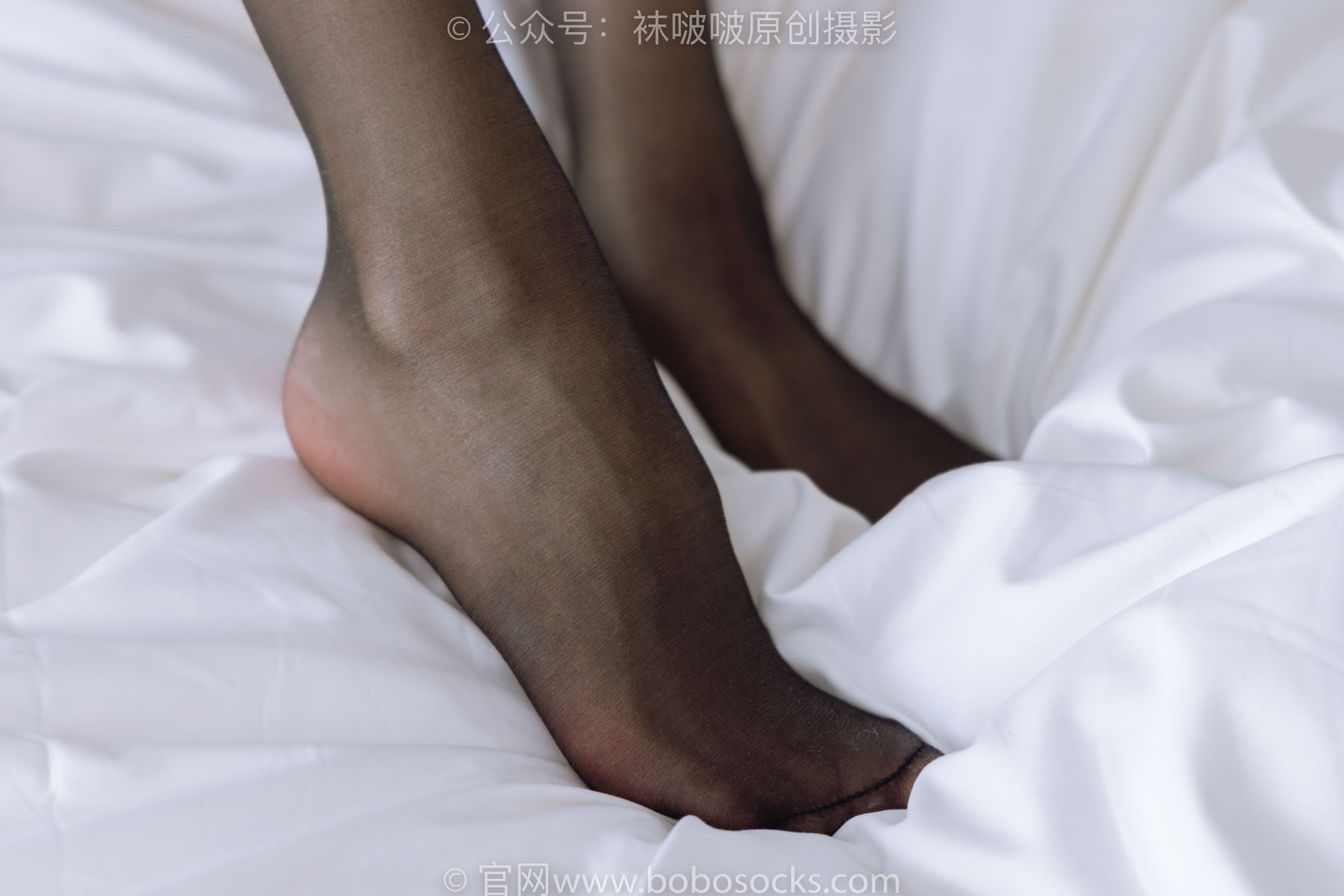 BoBoSocks袜啵啵 No.168 稚予-高跟鞋、长靴、油亮黑丝、手撕丝袜剧情