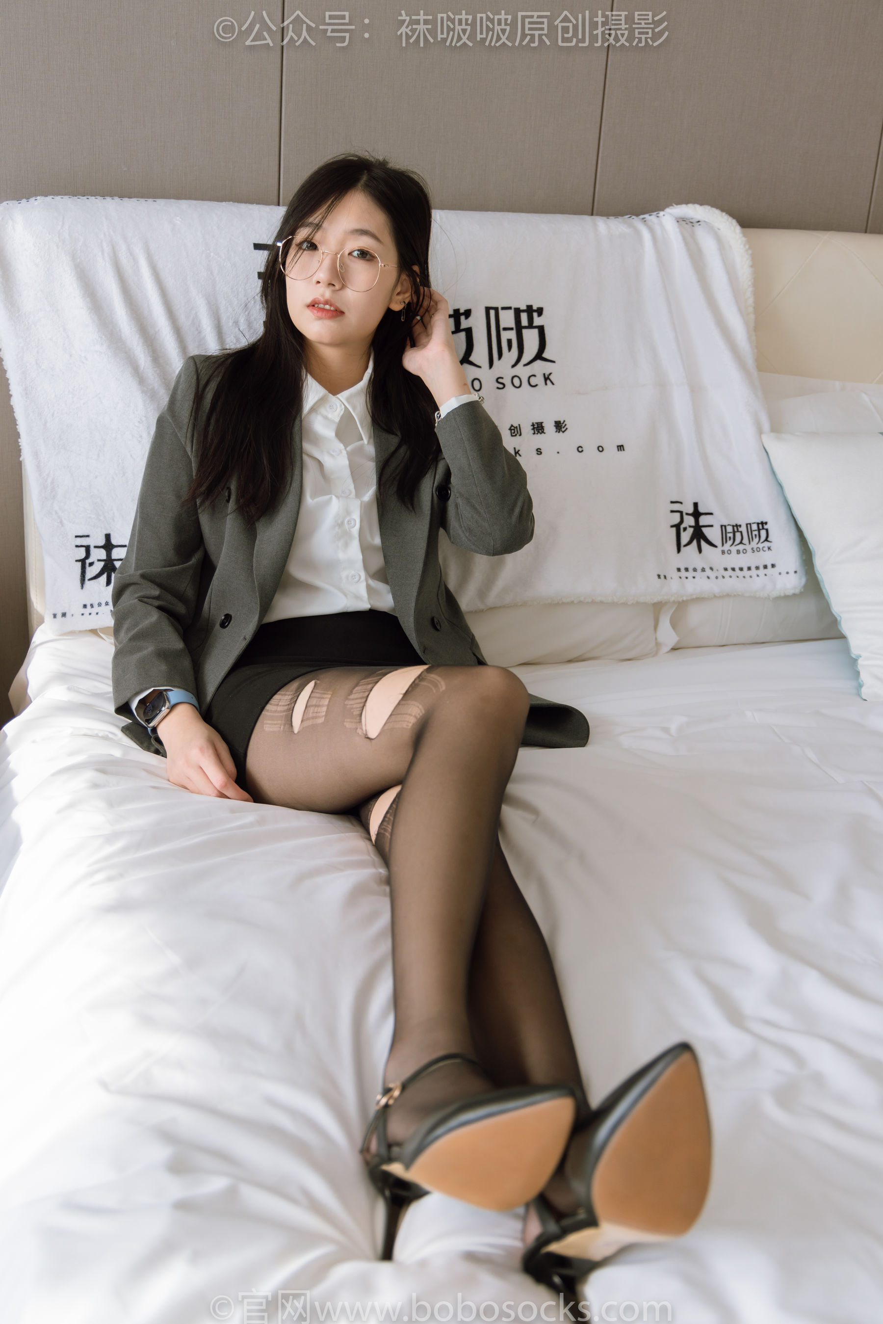 BoBoSocks袜啵啵 No.179 小甜豆-OL制服、高跟鞋、黑丝、撕丝袜剧情
