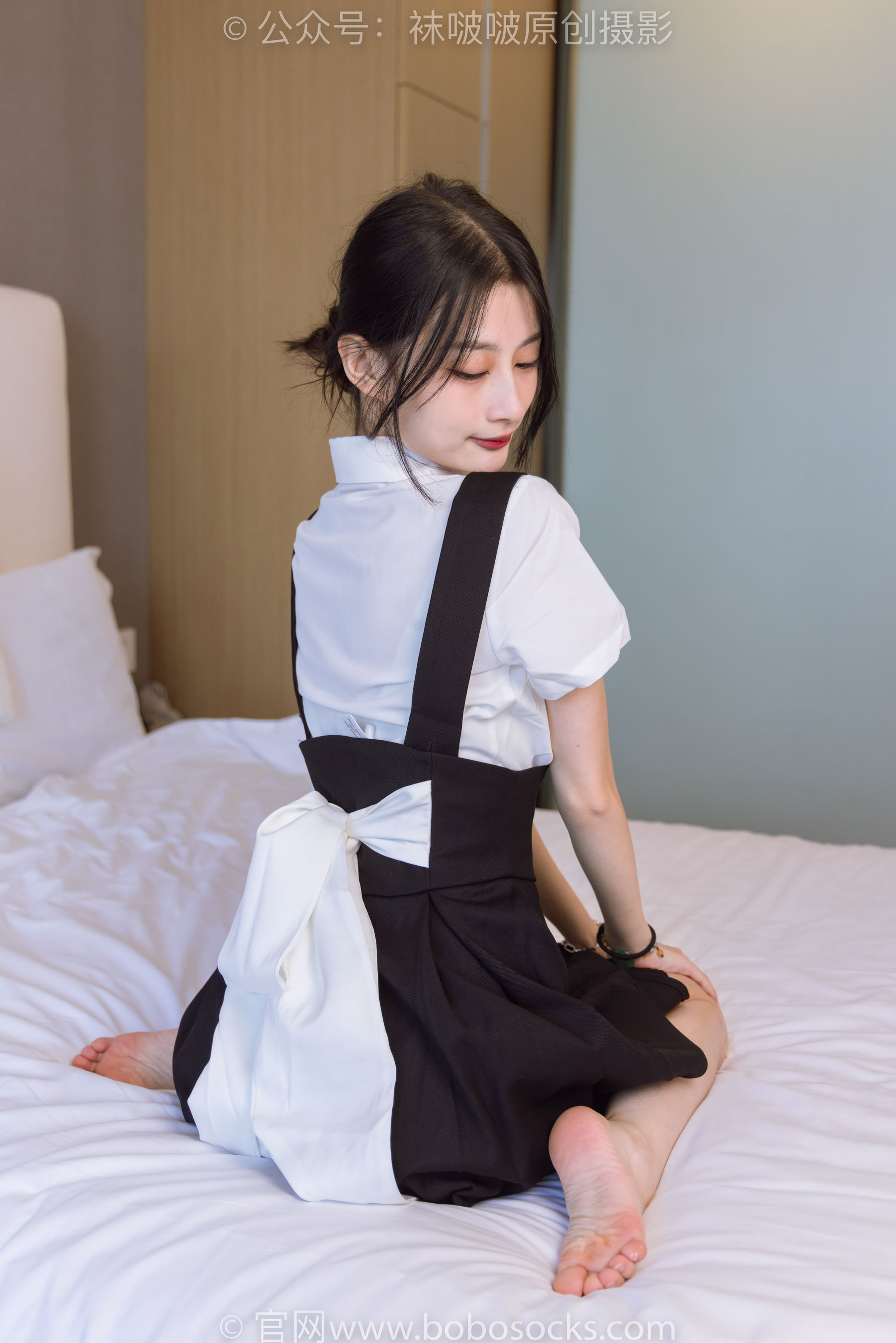 BoBoSocks袜啵啵 No.180 苏苏-高跟鞋、肉丝、裸足、踩酸奶剧情