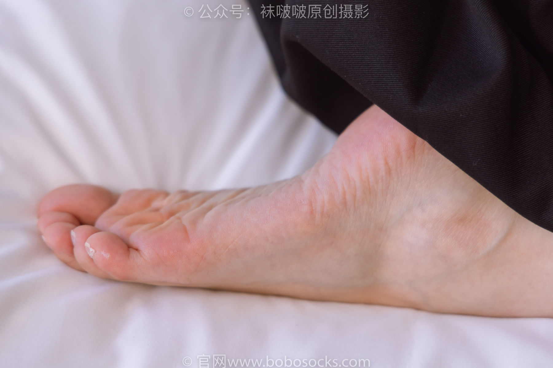 BoBoSocks袜啵啵 No.180 苏苏-高跟鞋、肉丝、裸足、踩酸奶剧情
