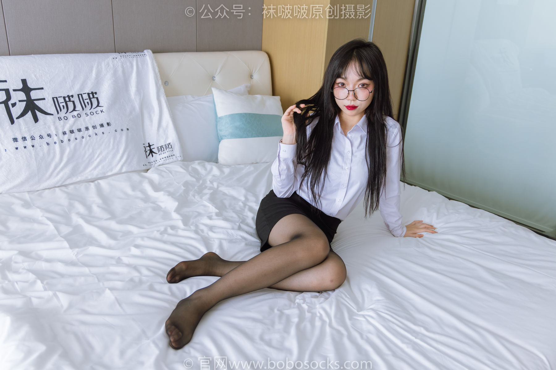 BoBoSocks袜啵啵 No.185 周周-ol制服、高跟鞋、黑丝