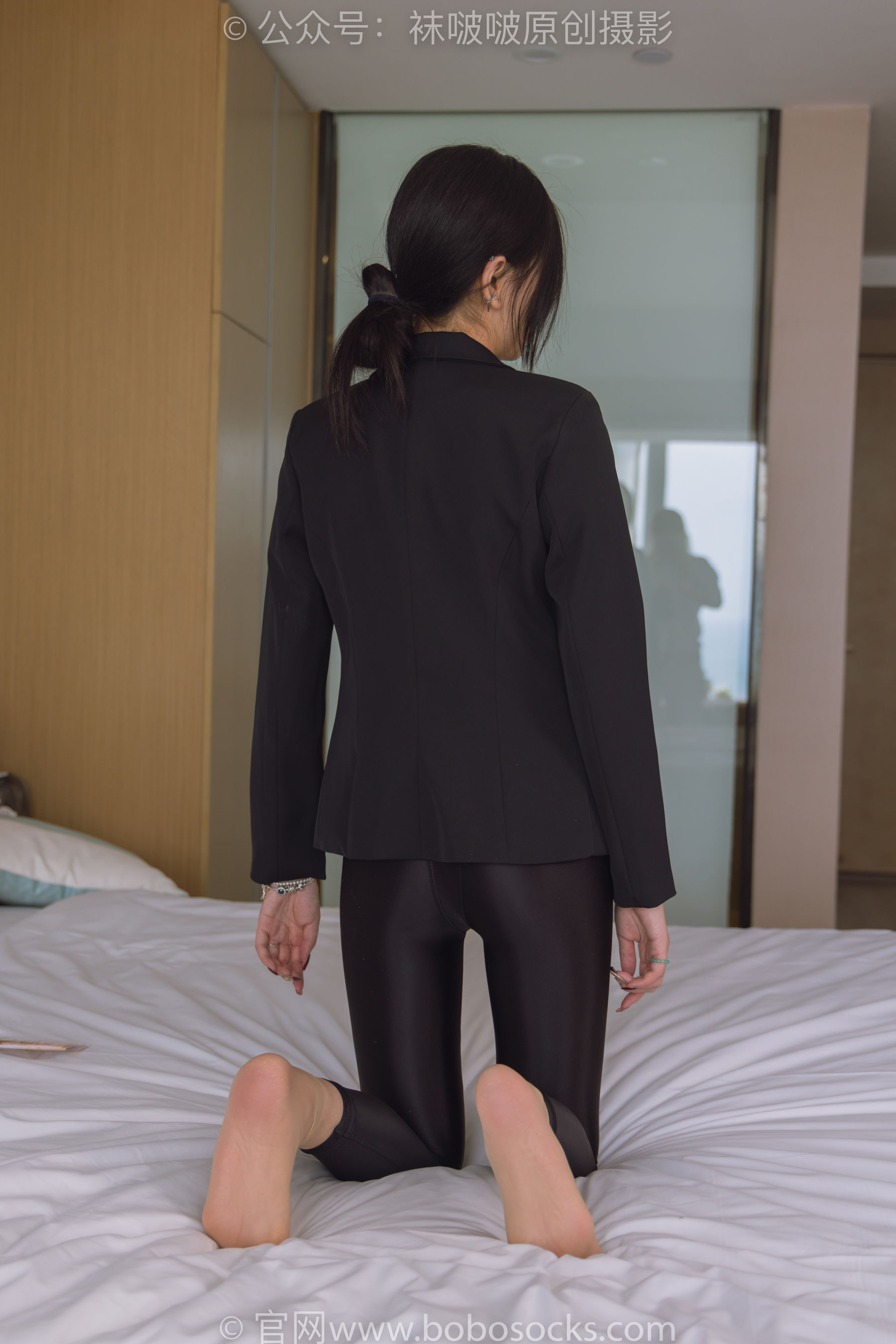 BoBoSocks袜啵啵 No.188 小甜豆-连体泳衣、高跟长靴、短肉丝、裸足