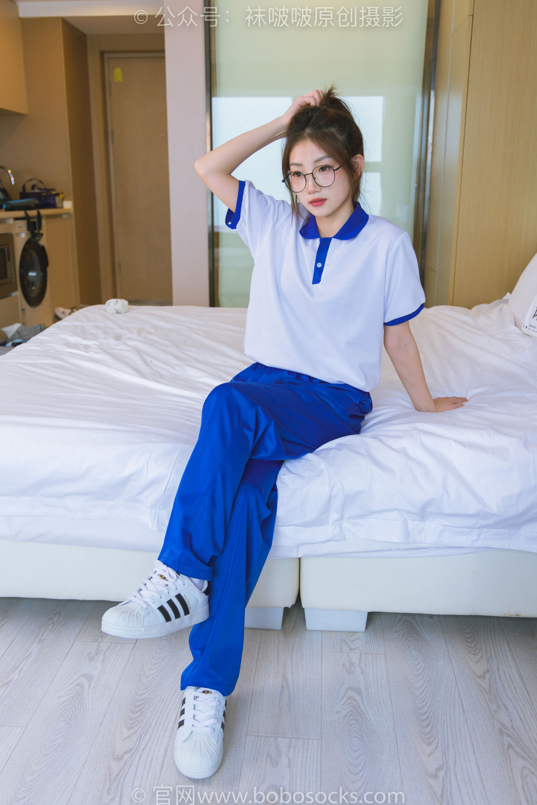 BoBoSocks袜啵啵 No.193 小沫-贝壳头板鞋、白棉袜、肉丝、校服裤里丝