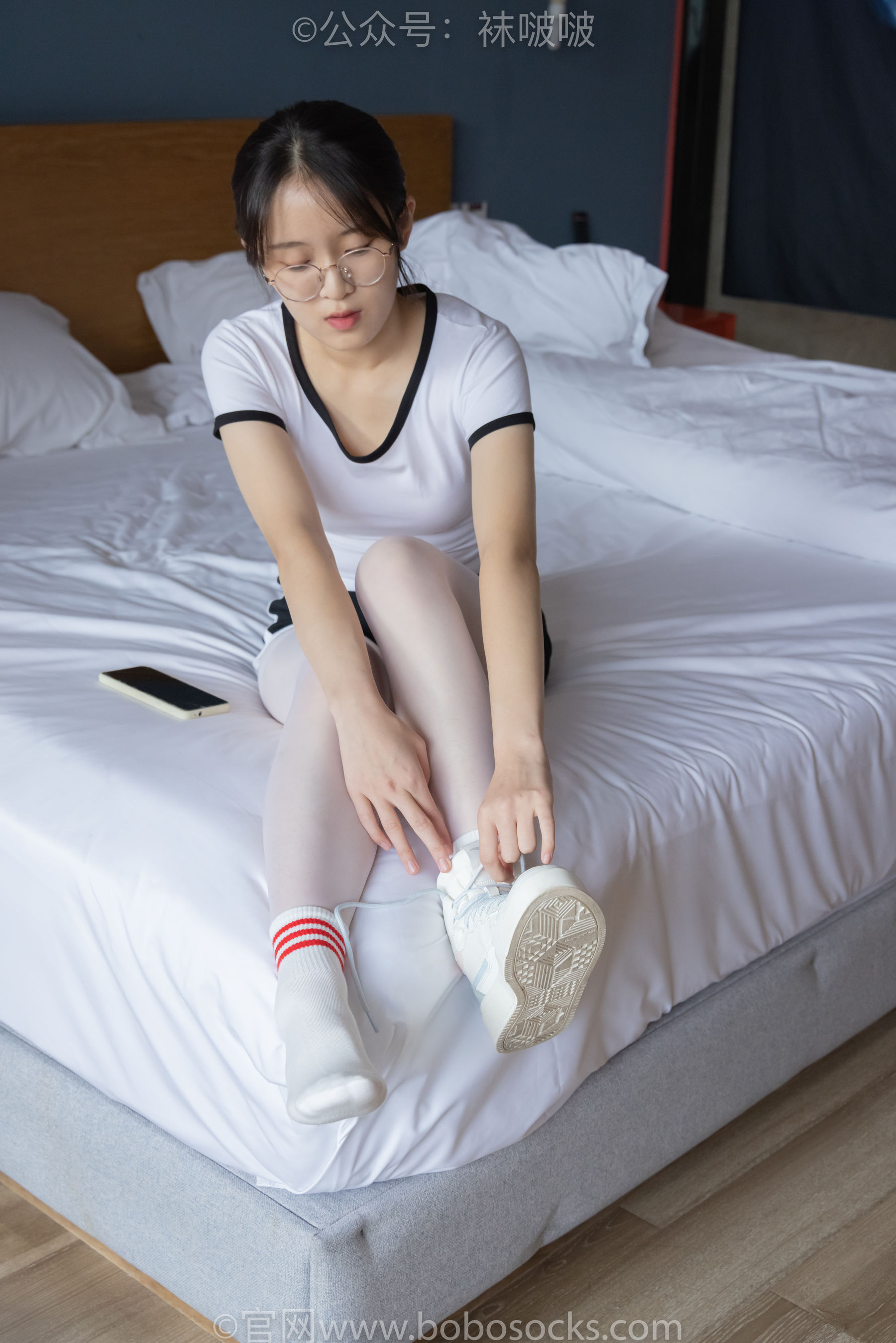 BoBoSocks袜啵啵 积分限定作品004 熊熊-板鞋、白棉袜、白丝