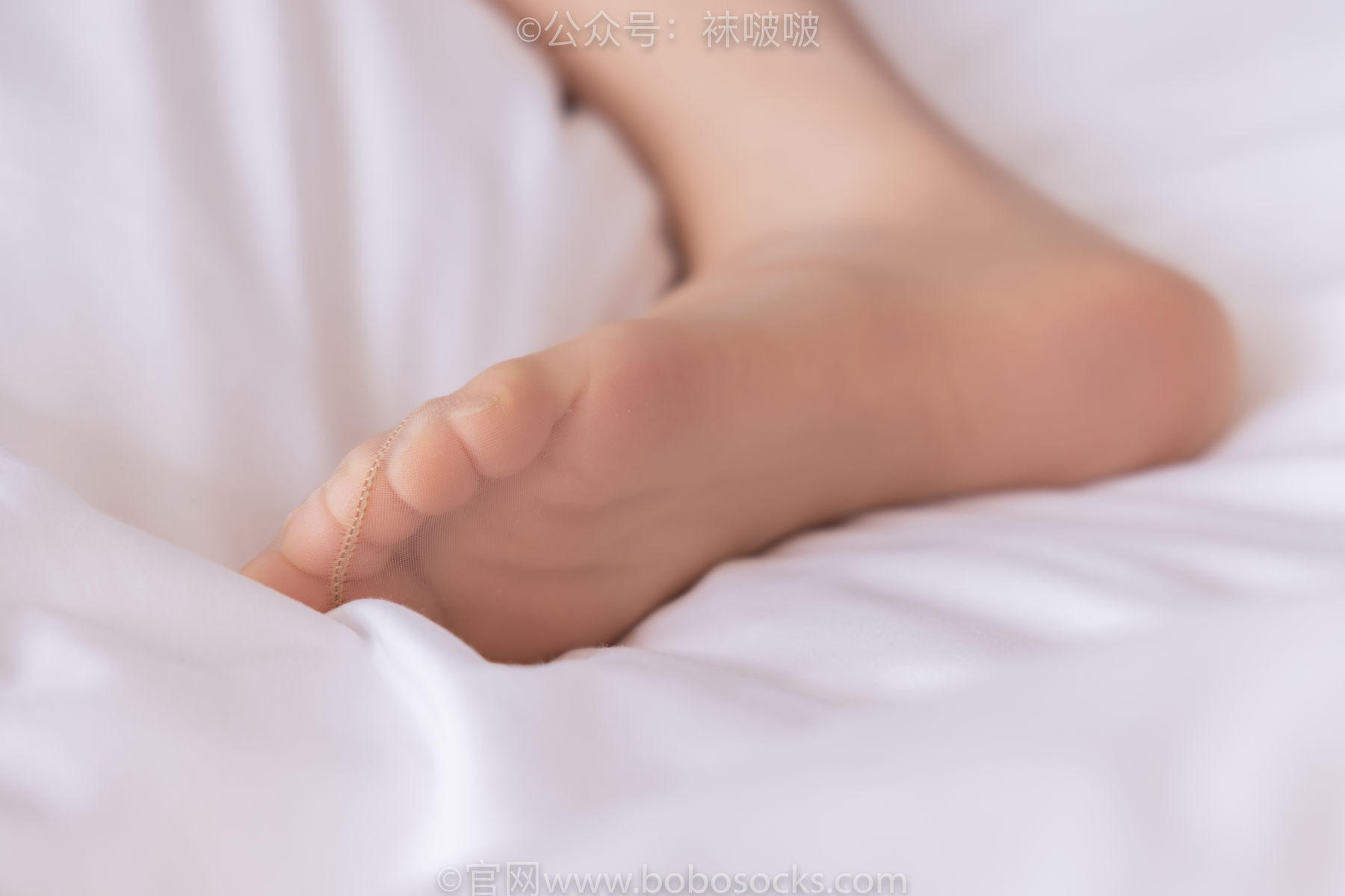 BoBoSocks袜啵啵 积分限定作品005 稚予-JK制服、皮鞋、油亮肉丝、踩蛋糕