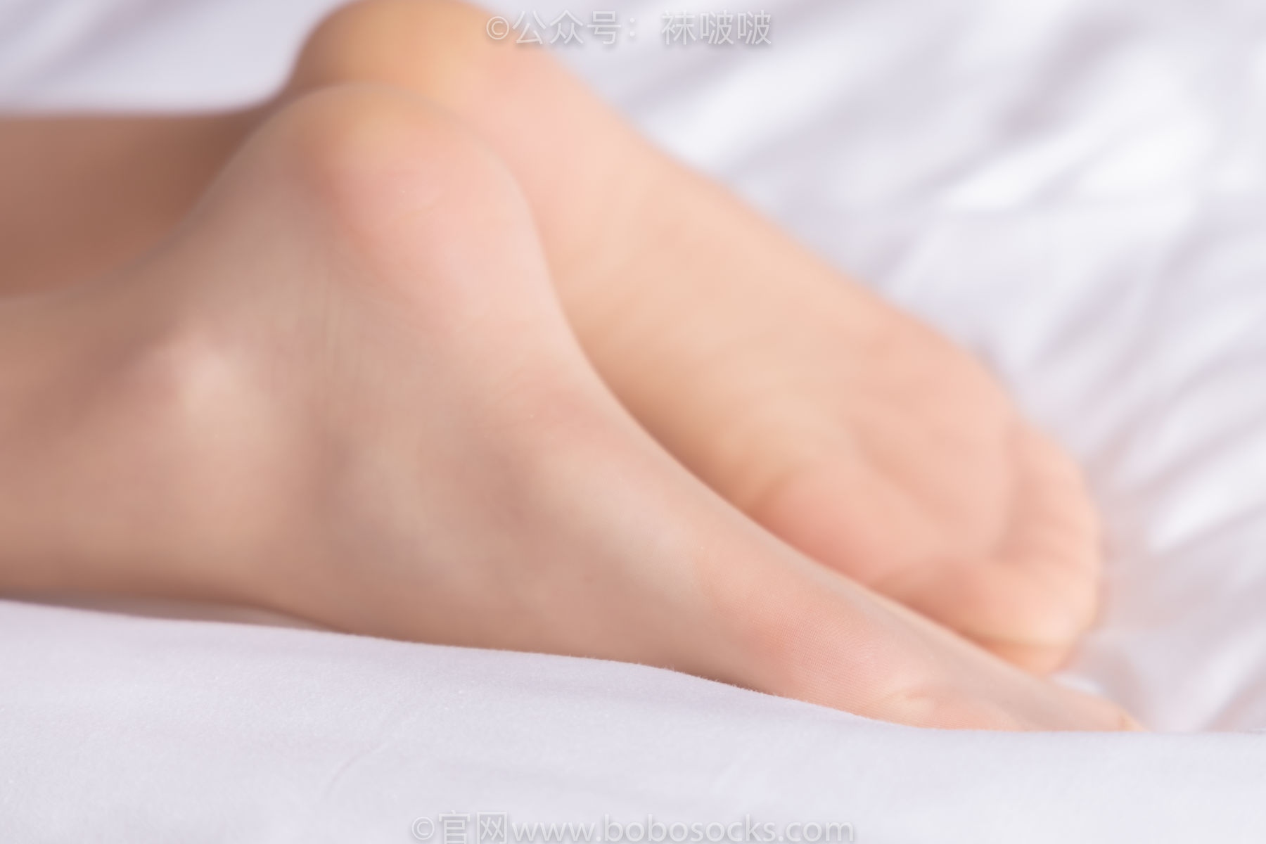 BoBoSocks袜啵啵 积分限定作品005 稚予-JK制服、皮鞋、油亮肉丝、踩蛋糕