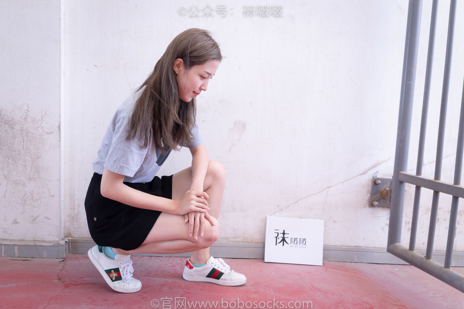 BoBoSocks袜啵啵 积分限定作品006 泡芙-板鞋、天蓝色短棉袜、裸足