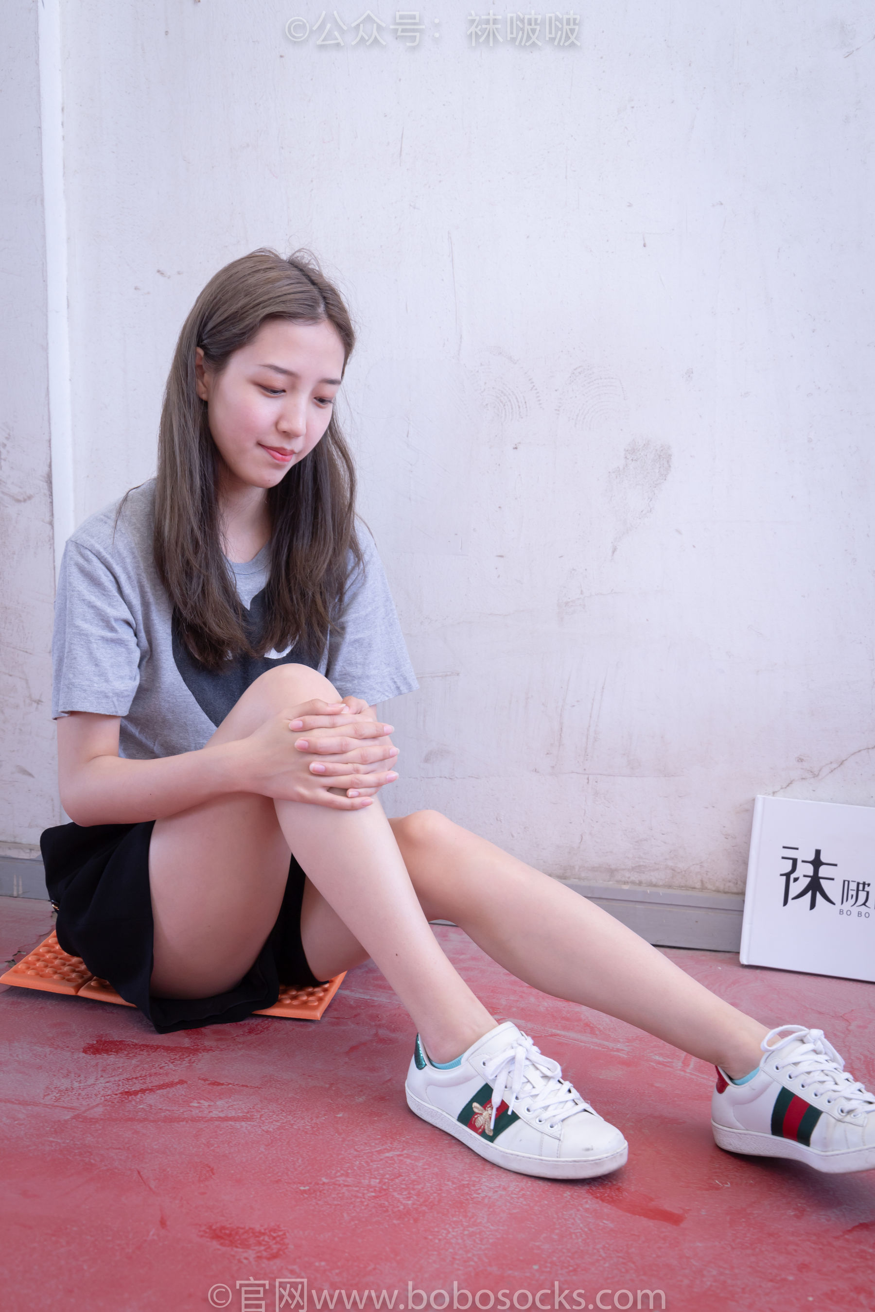 BoBoSocks袜啵啵 积分限定作品006 泡芙-板鞋、天蓝色短棉袜、裸足