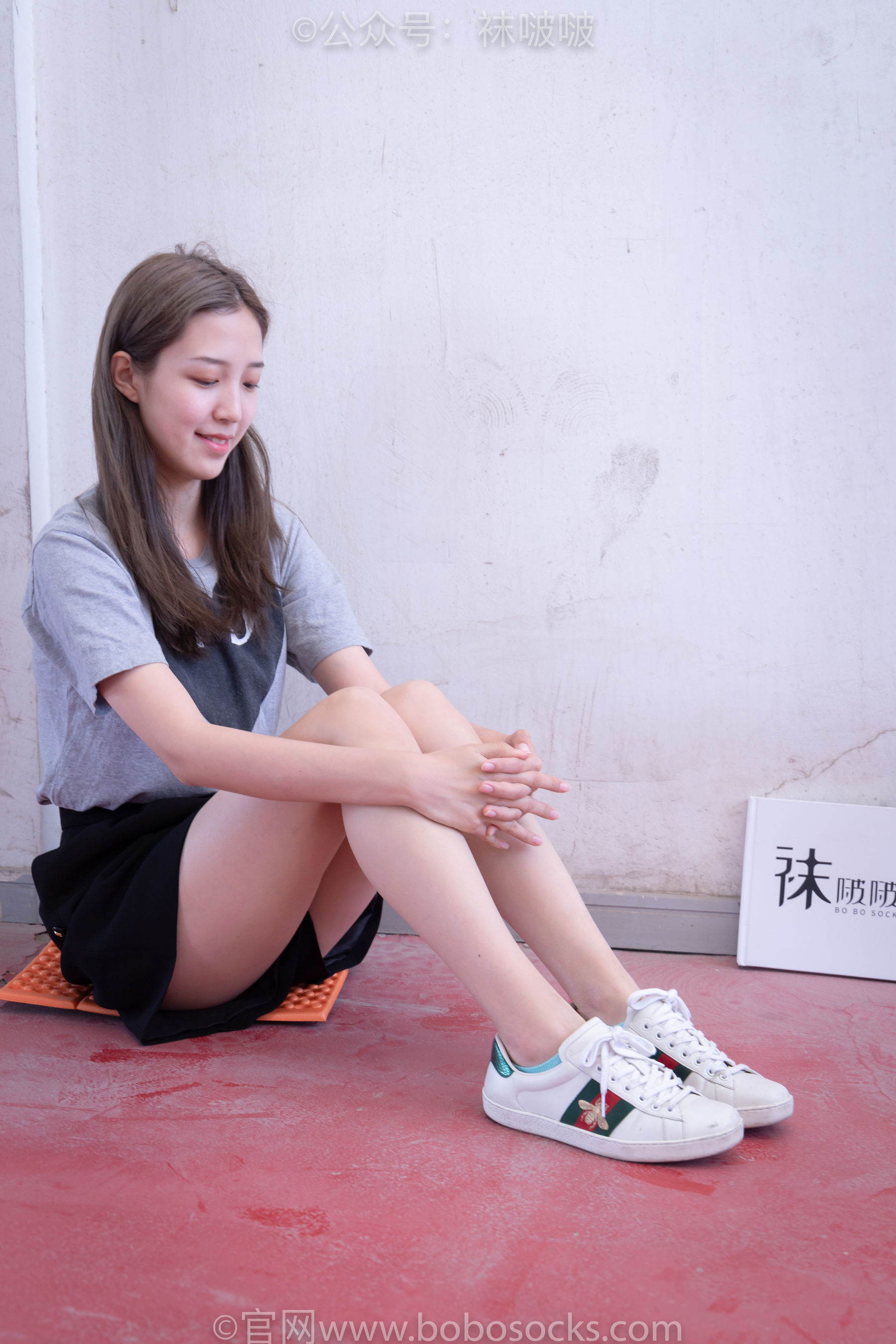BoBoSocks袜啵啵 积分限定作品006 泡芙-板鞋、天蓝色短棉袜、裸足