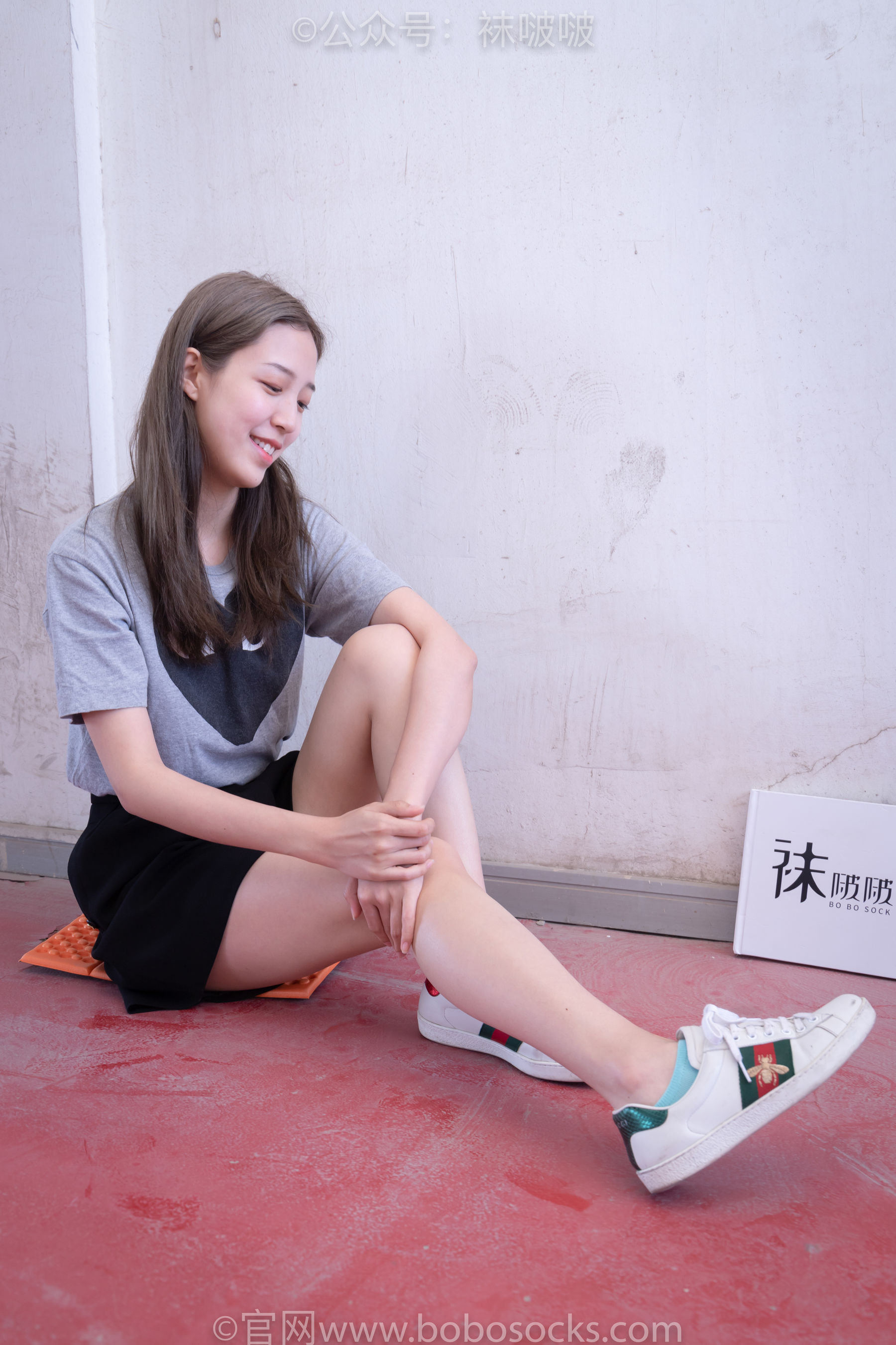 BoBoSocks袜啵啵 积分限定作品006 泡芙-板鞋、天蓝色短棉袜、裸足