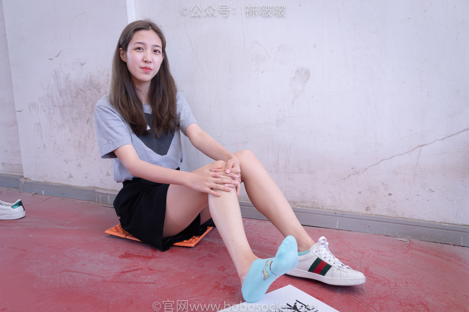 BoBoSocks袜啵啵 积分限定作品006 泡芙-板鞋、天蓝色短棉袜、裸足