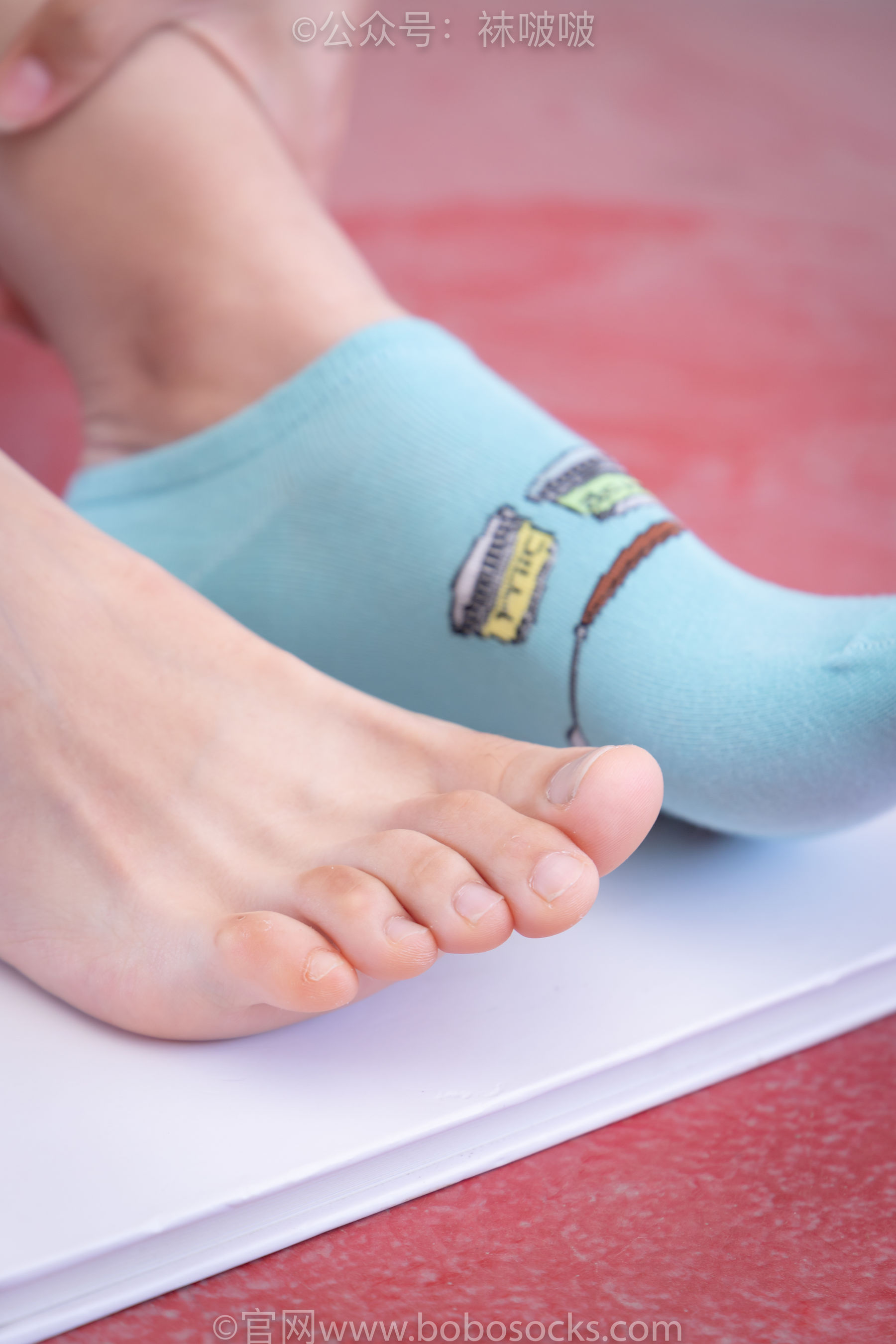BoBoSocks袜啵啵 积分限定作品006 泡芙-板鞋、天蓝色短棉袜、裸足