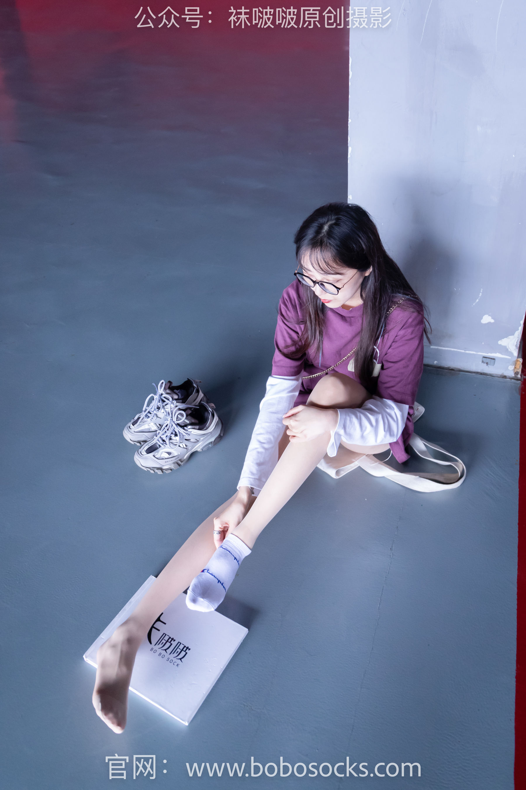 BoBoSocks袜啵啵 积分限定作品010 稚予-巴黎世家运动鞋、白棉袜、肉丝