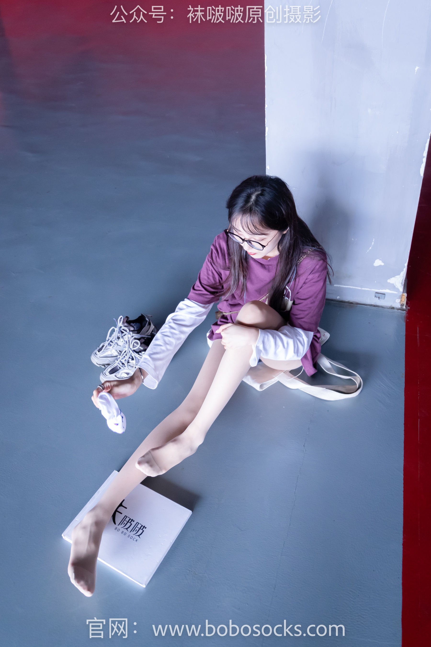 BoBoSocks袜啵啵 积分限定作品010 稚予-巴黎世家运动鞋、白棉袜、肉丝