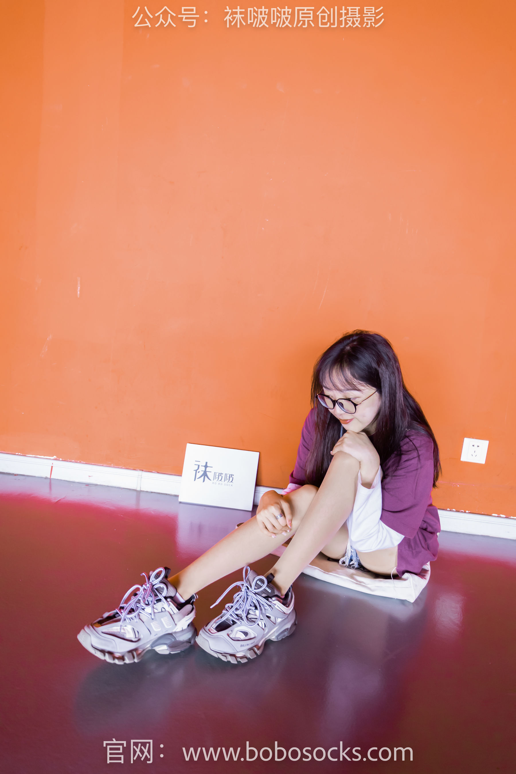 BoBoSocks袜啵啵 积分限定作品010 稚予-巴黎世家运动鞋、白棉袜、肉丝