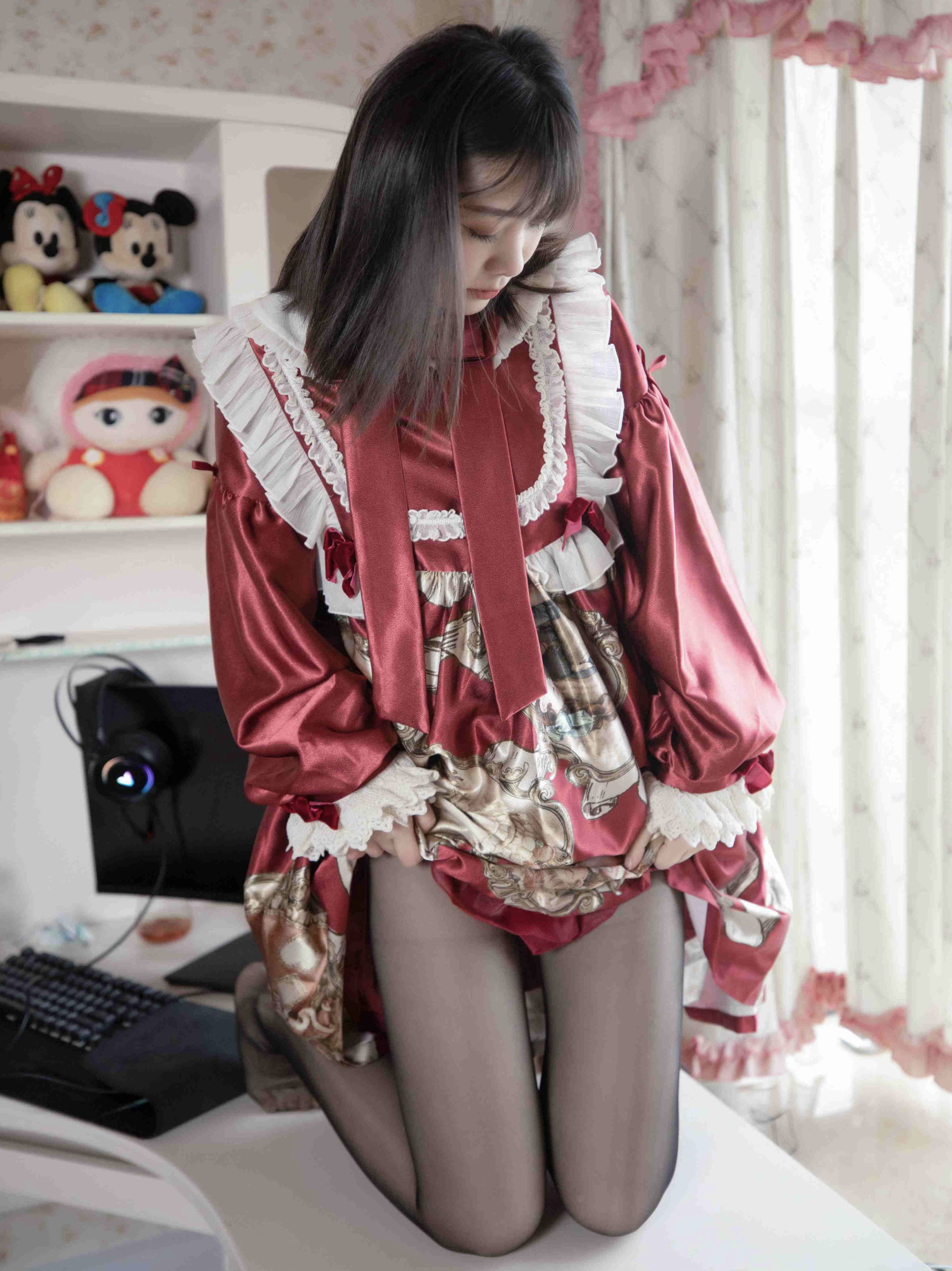 幻琪琪 - 红色Lolita 黑丝