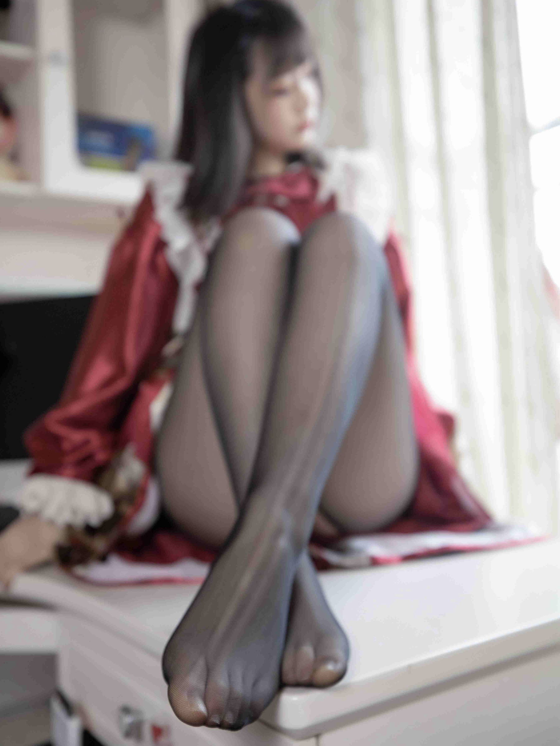 幻琪琪 - 红色Lolita 黑丝