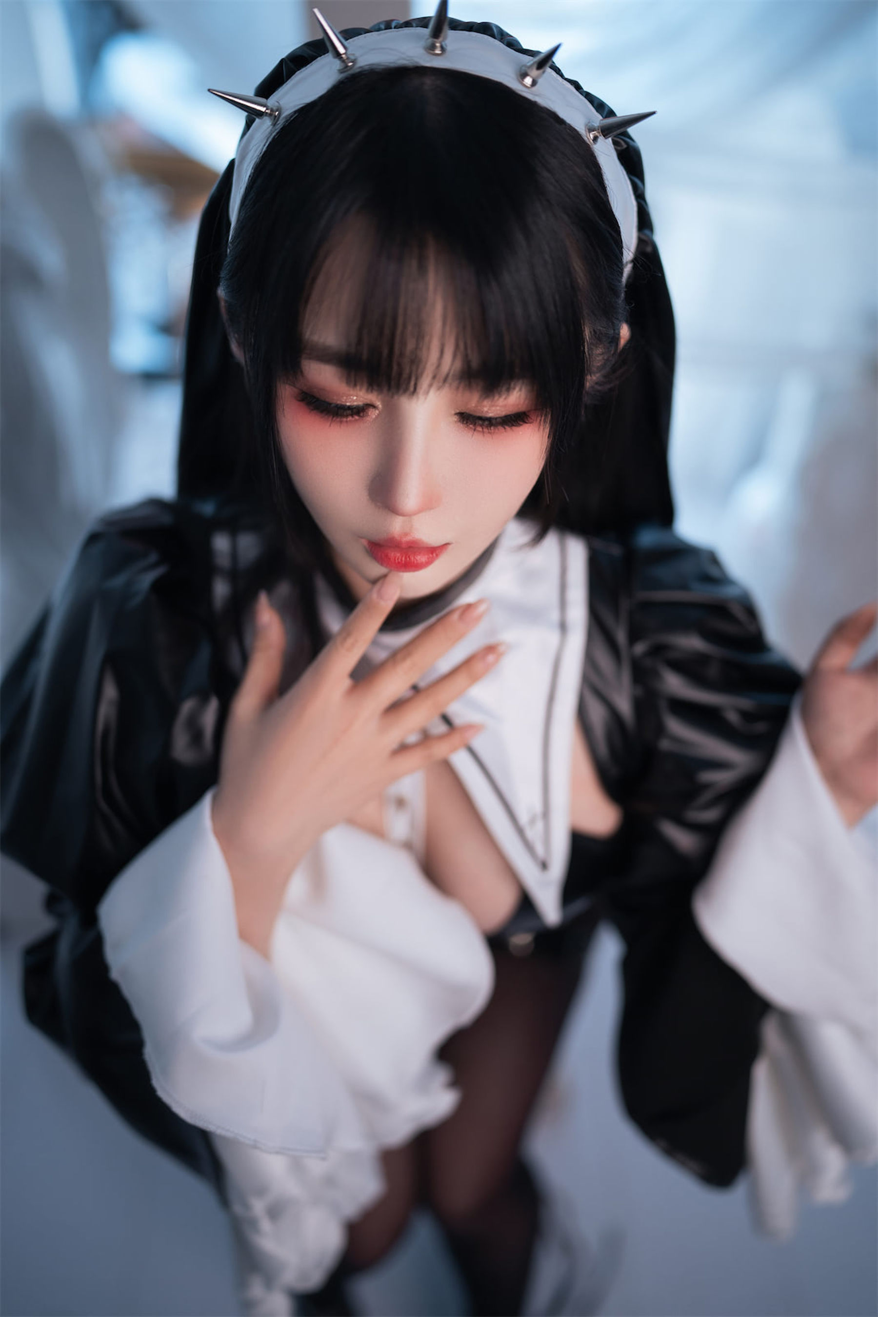 桜井宁宁 - 皮衣修女
