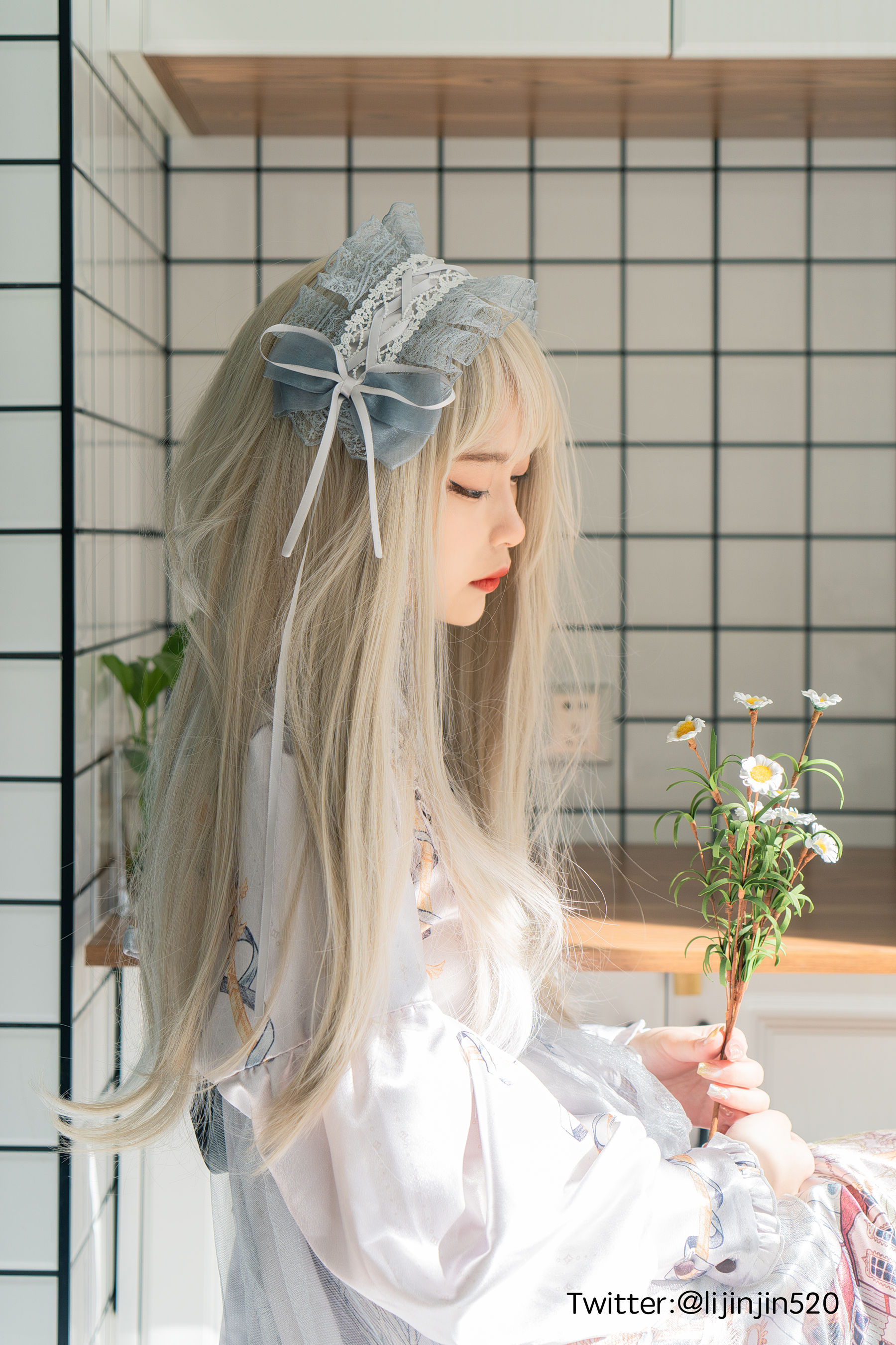 梨瑾瑾 - LO娘