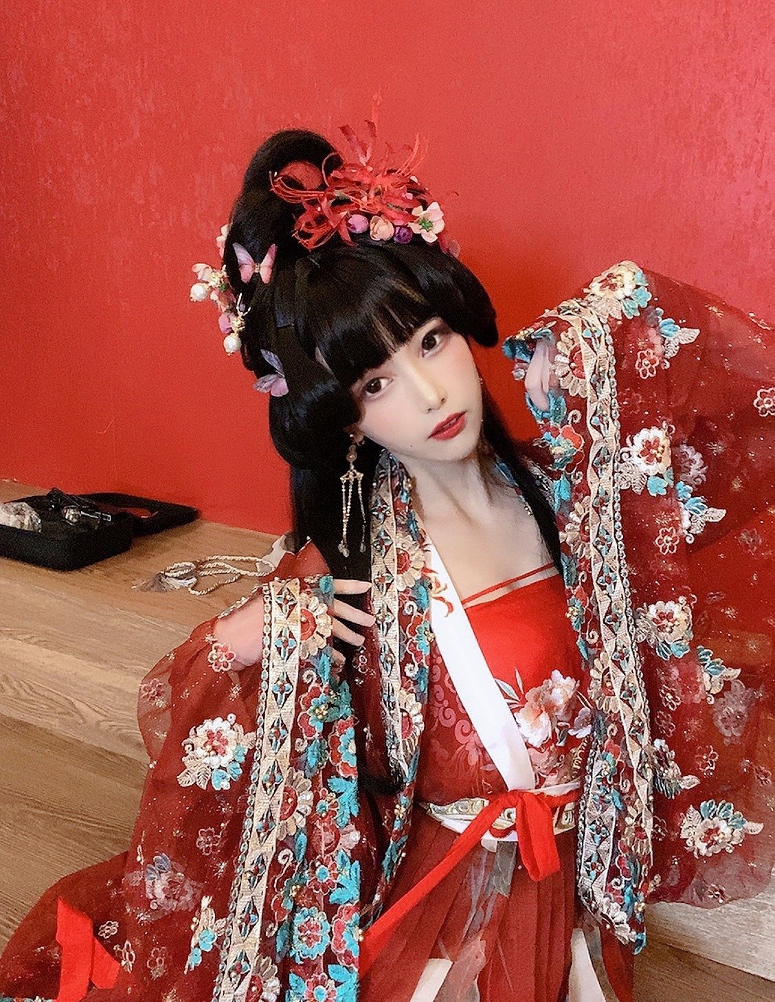 凛子酱 - 抚绸衣庄