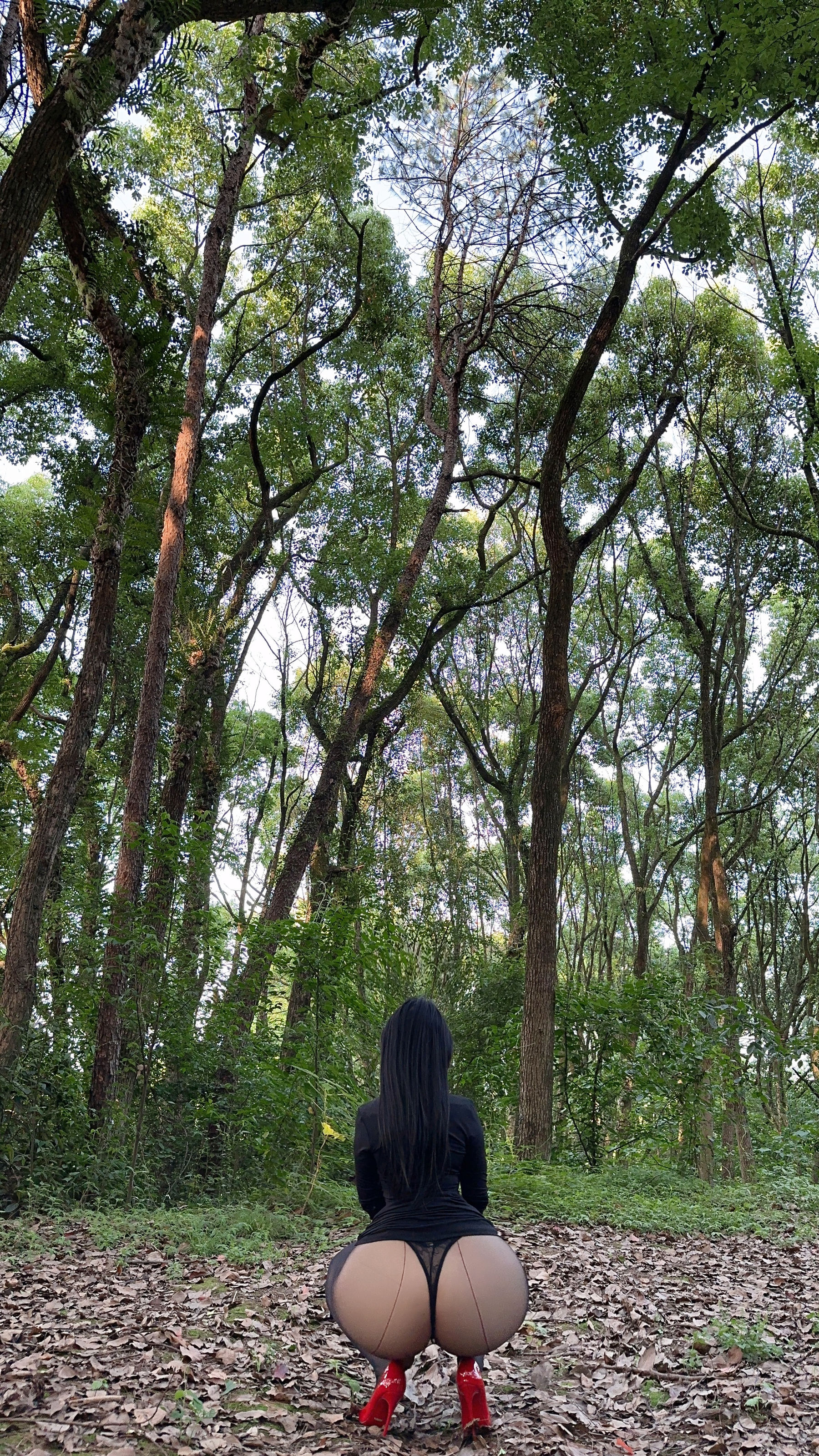 俏妞qiaoniuTT - 户外巨豚