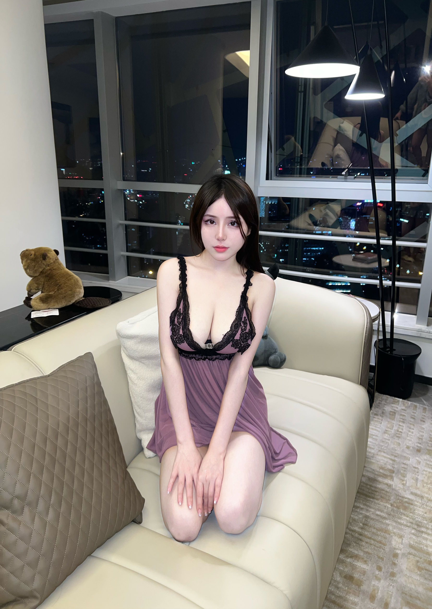 奔跑的晶骡儿 - 紫色睡衣