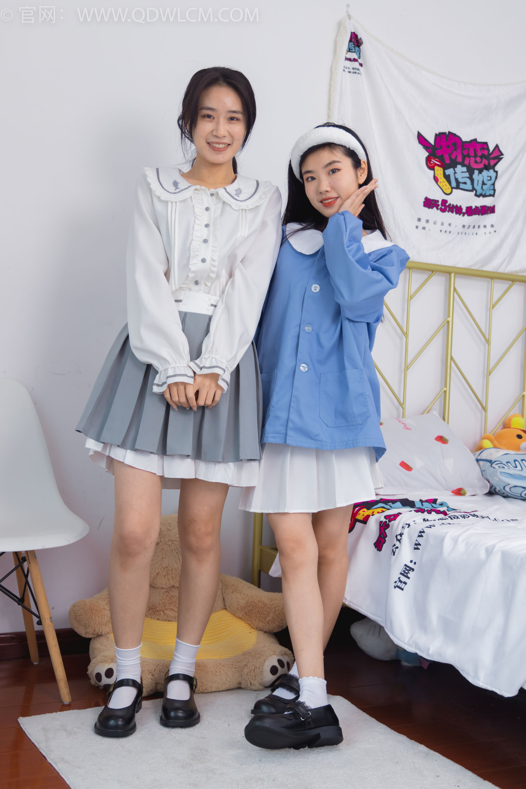 物恋传媒 No.1534 菜菜&米米-双生花