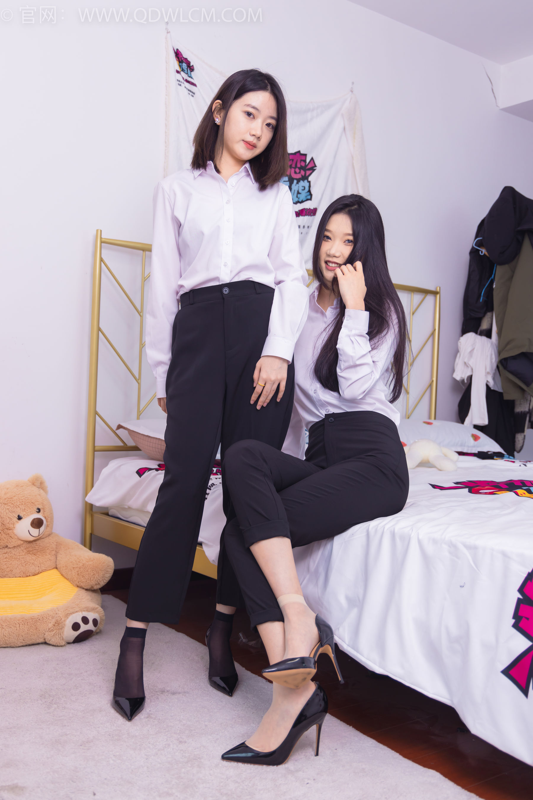 物恋传媒 No.1463 小竹&欢欢-办公室姐妹