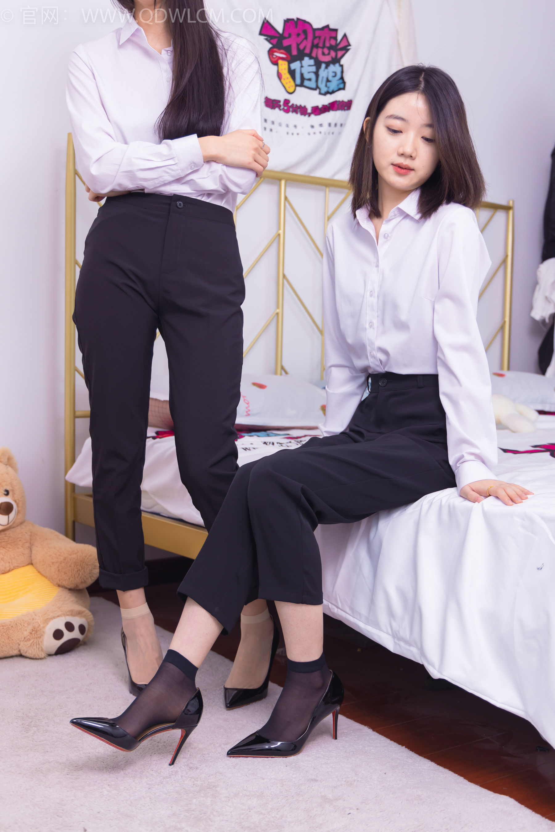 物恋传媒 No.1463 小竹&欢欢-办公室姐妹