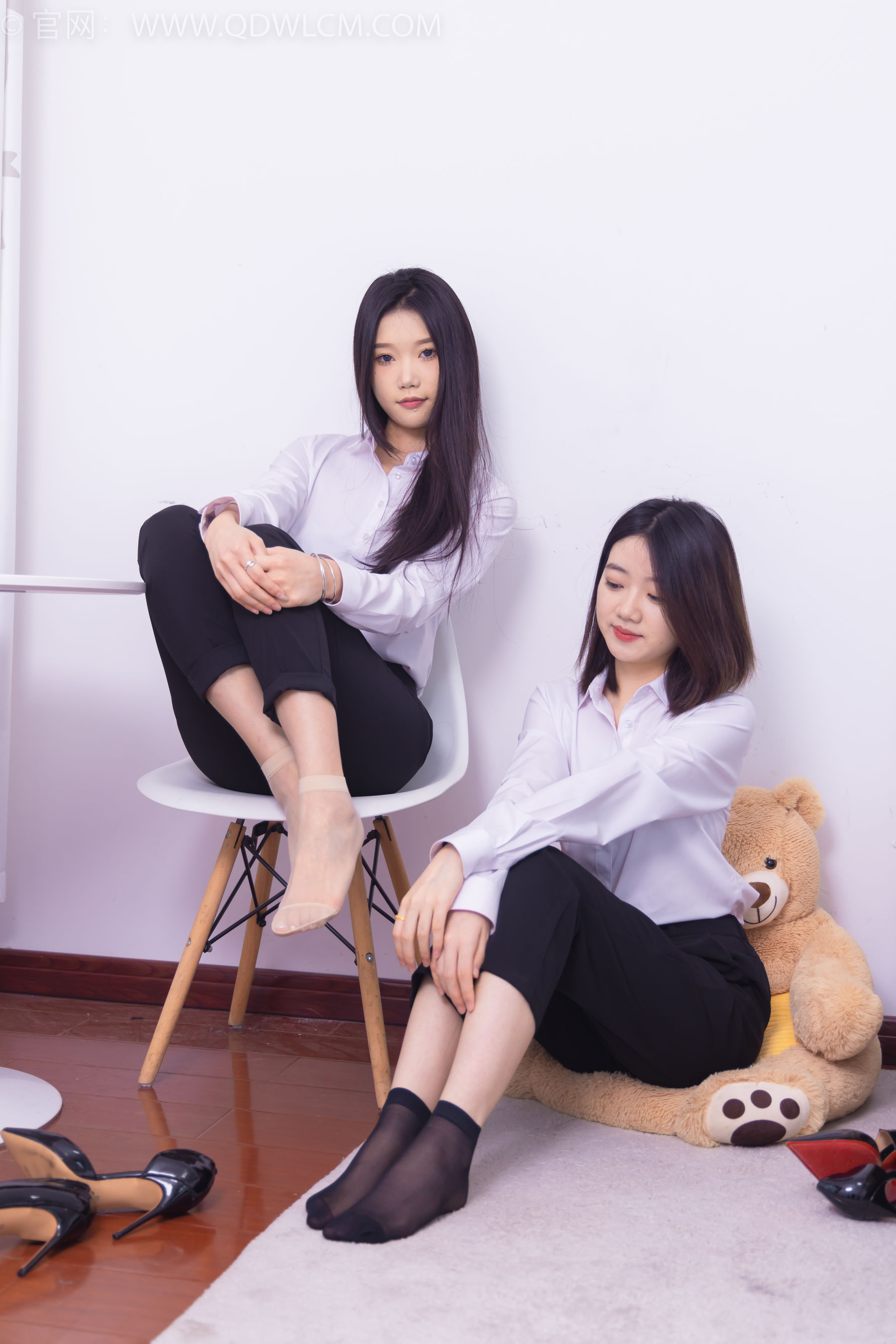 物恋传媒 No.1463 小竹&欢欢-办公室姐妹