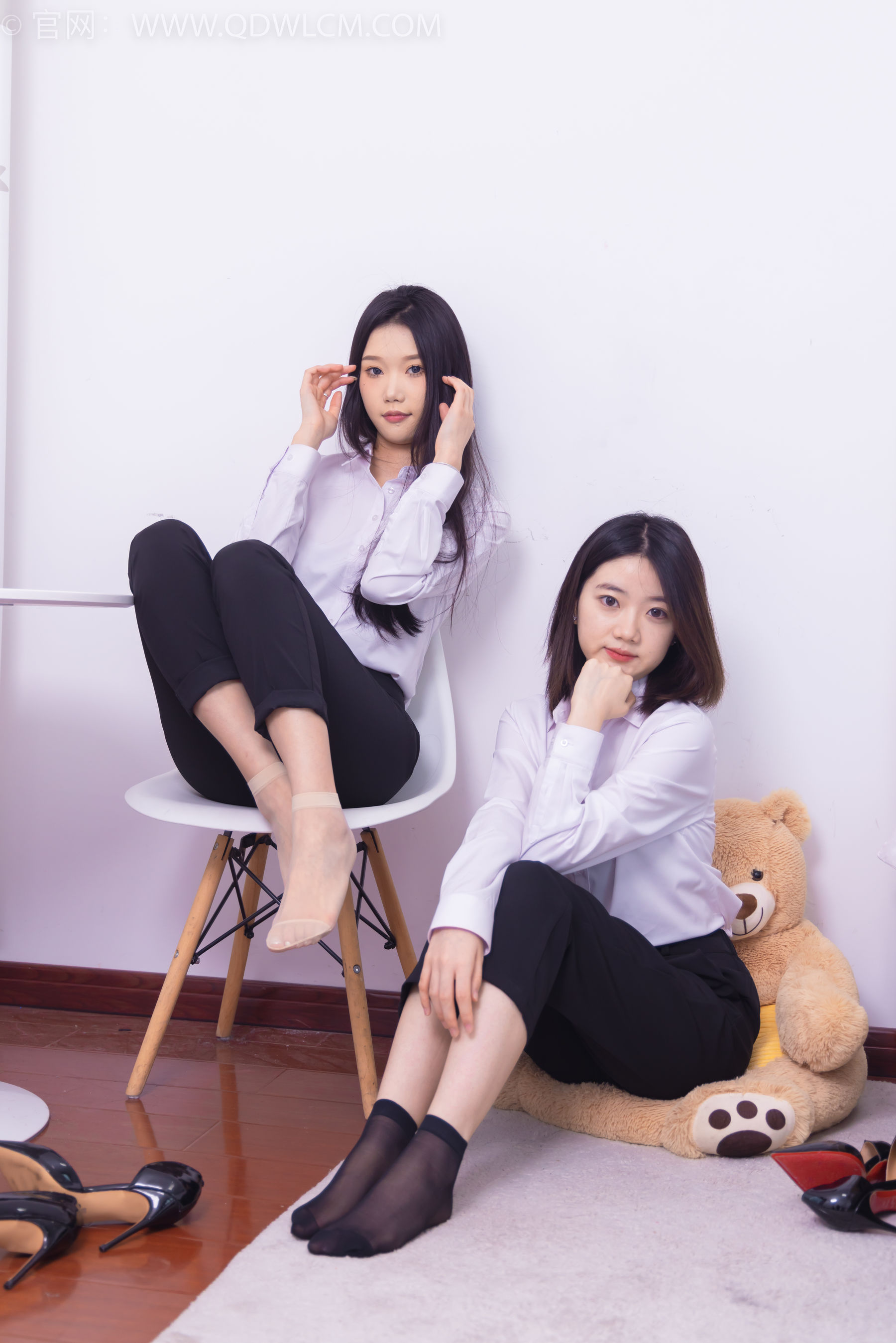 物恋传媒 No.1463 小竹&欢欢-办公室姐妹