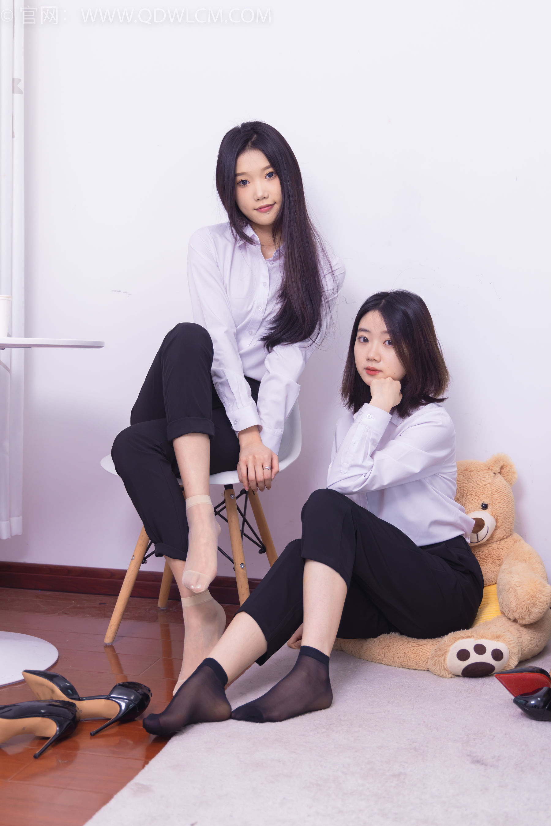 物恋传媒 No.1463 小竹&欢欢-办公室姐妹