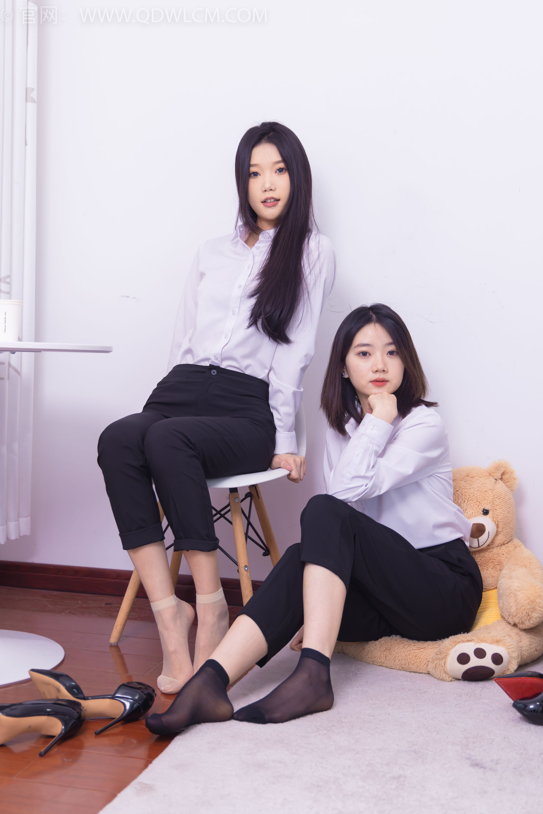 物恋传媒 No.1463 小竹&欢欢-办公室姐妹
