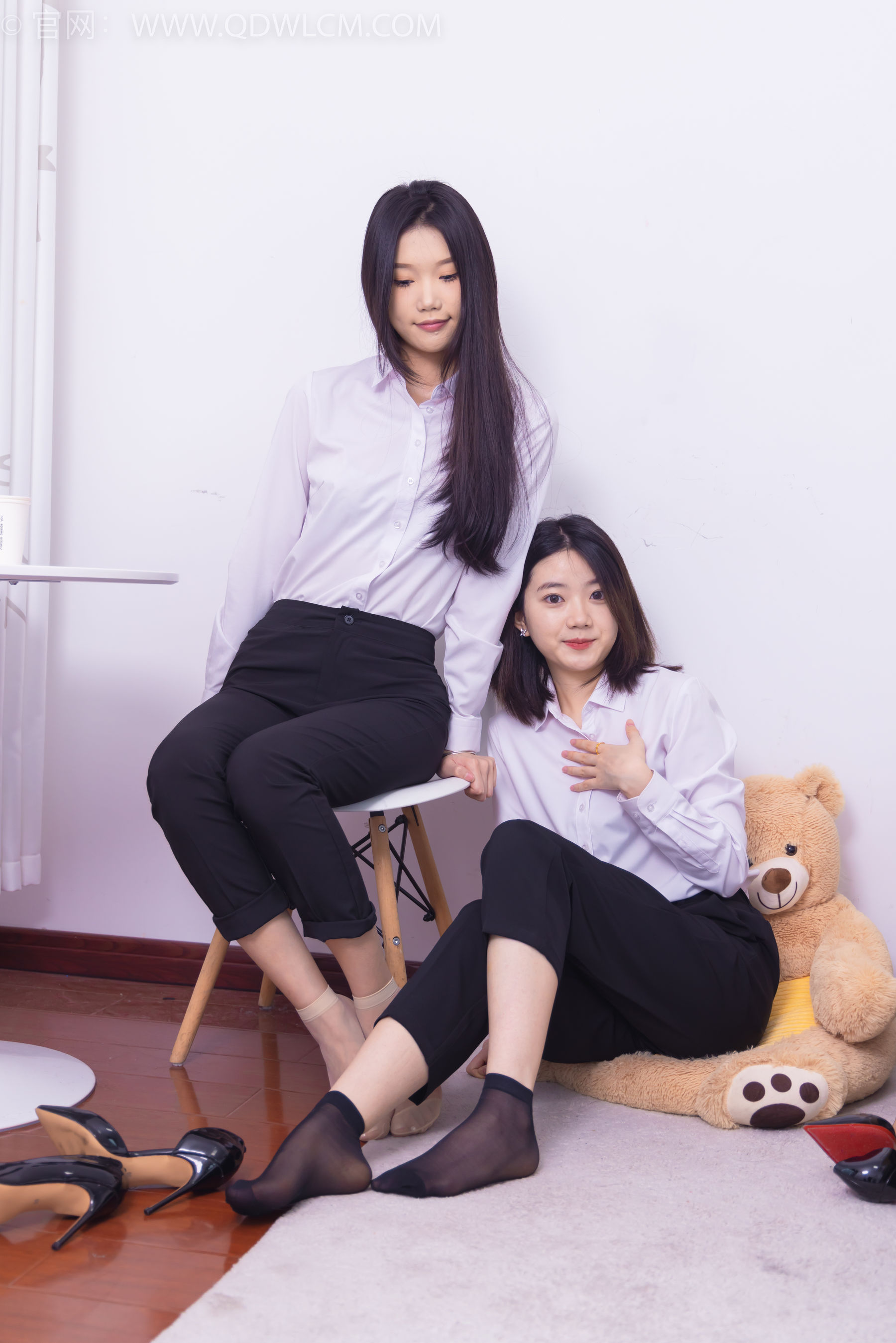 物恋传媒 No.1463 小竹&欢欢-办公室姐妹