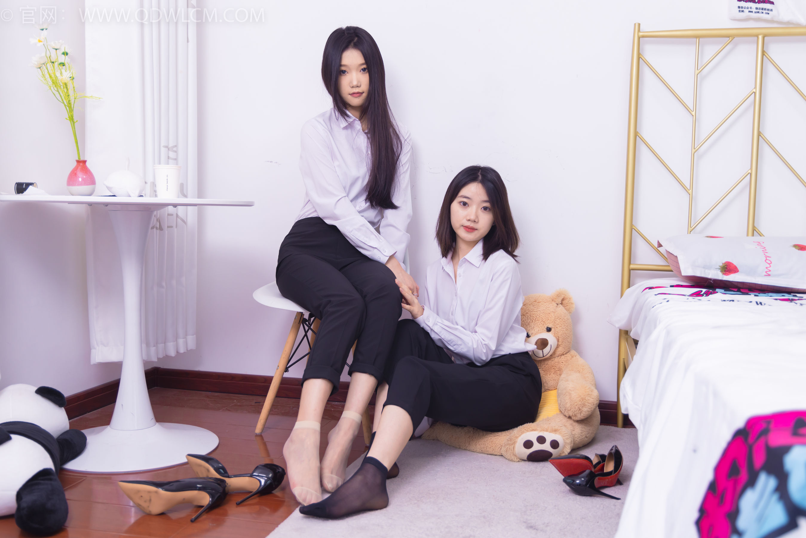 物恋传媒 No.1463 小竹&欢欢-办公室姐妹
