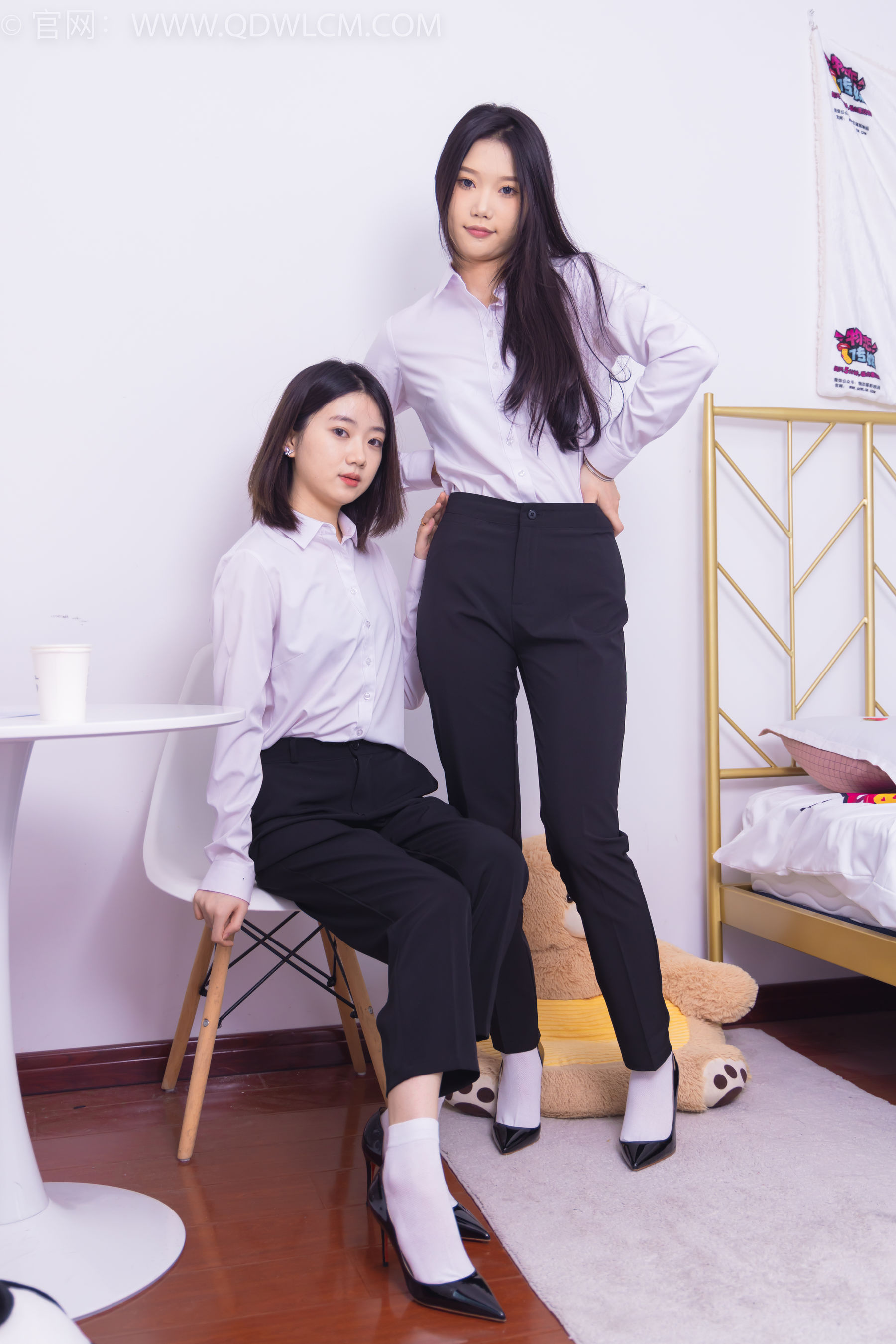 物恋传媒 No.1463 小竹&欢欢-办公室姐妹